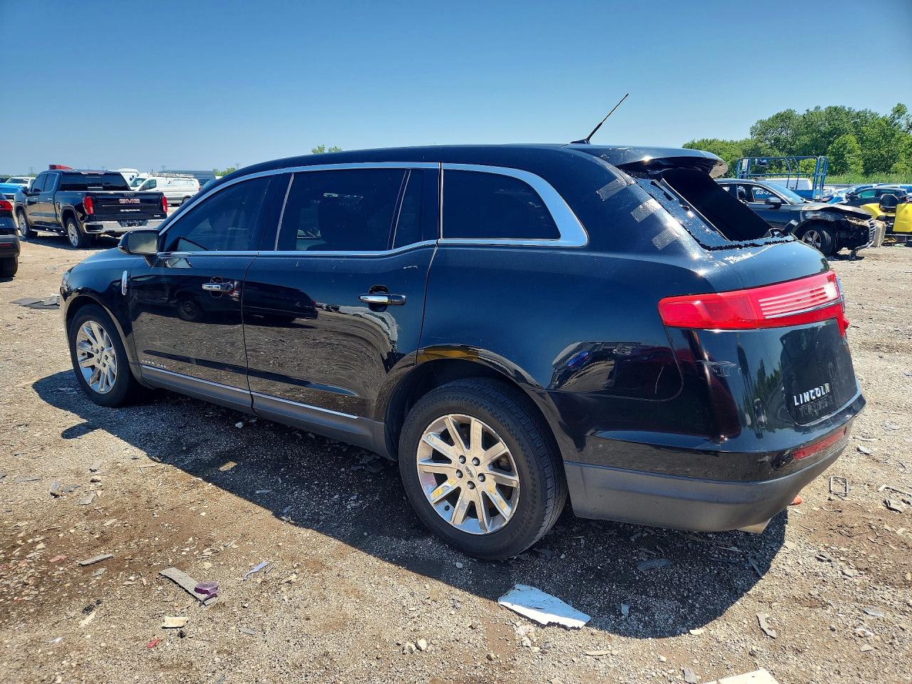 2015 Lincoln Mkt Black vin: 2LMHJ5NK0FBL01074