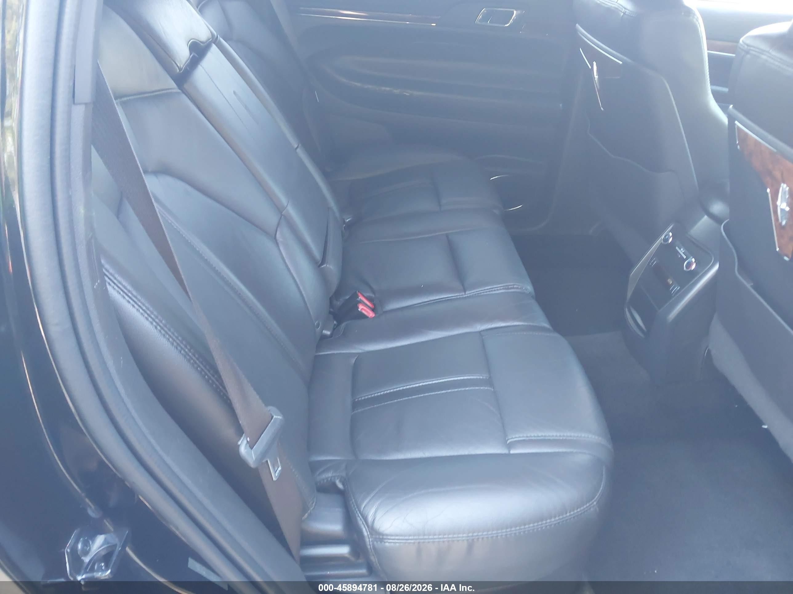 2015 Lincoln Mkt Livery Black vin: 2LMHJ5NK4FBL03362