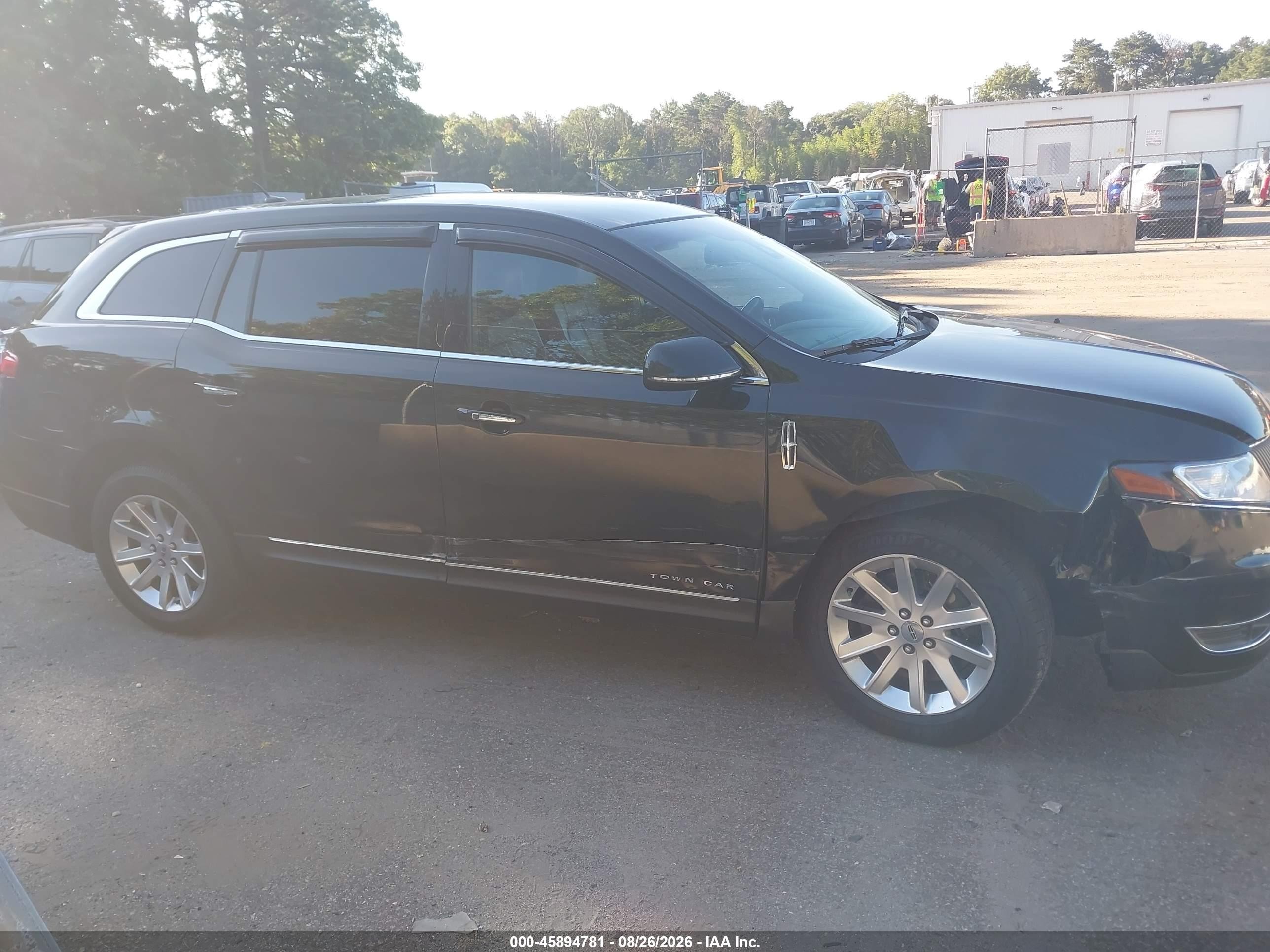 2015 Lincoln Mkt Livery Black vin: 2LMHJ5NK4FBL03362
