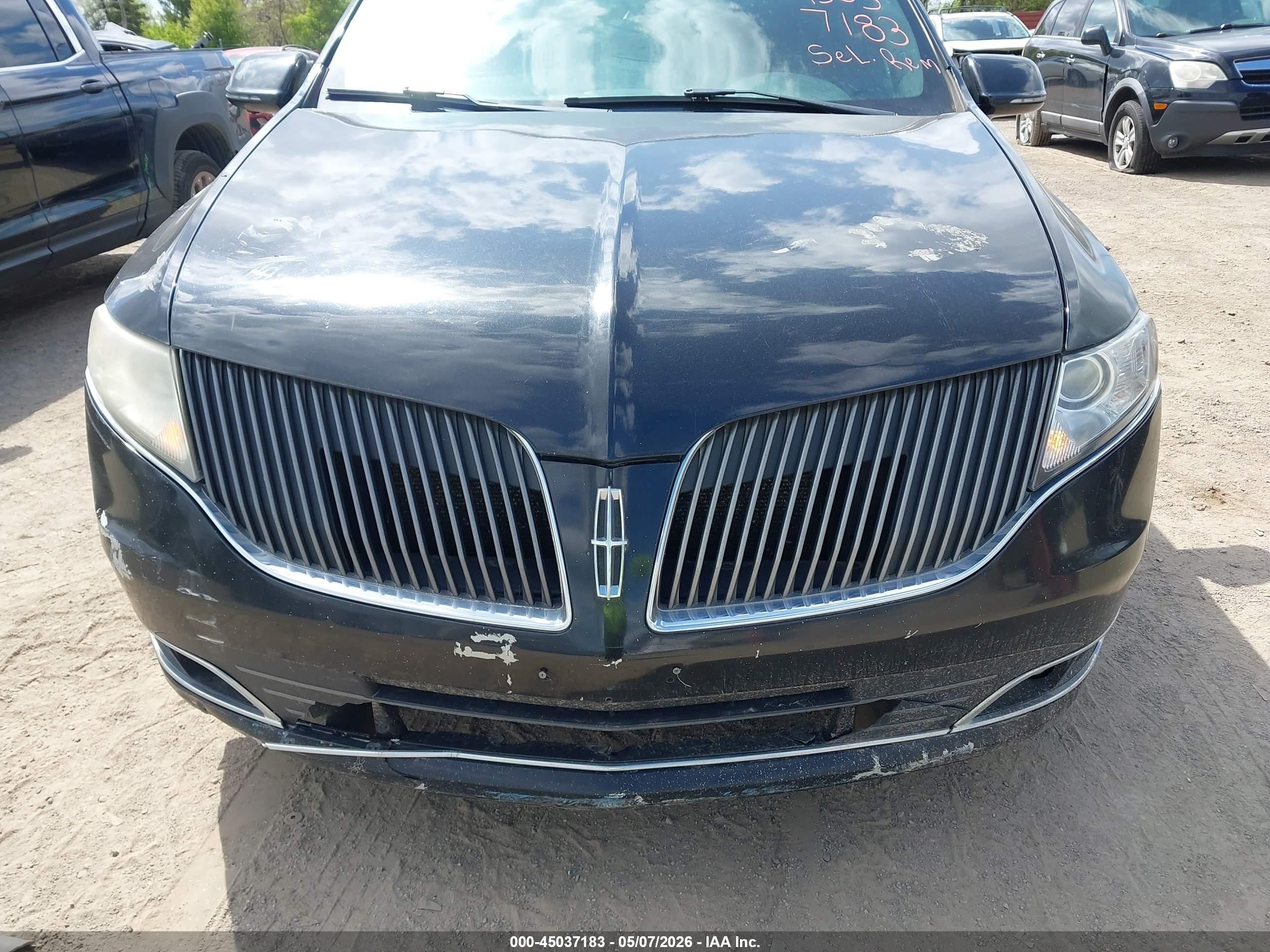 2013 Lincoln Mkt Livery Black vin: 2LMHJ5NK5DBL59193
