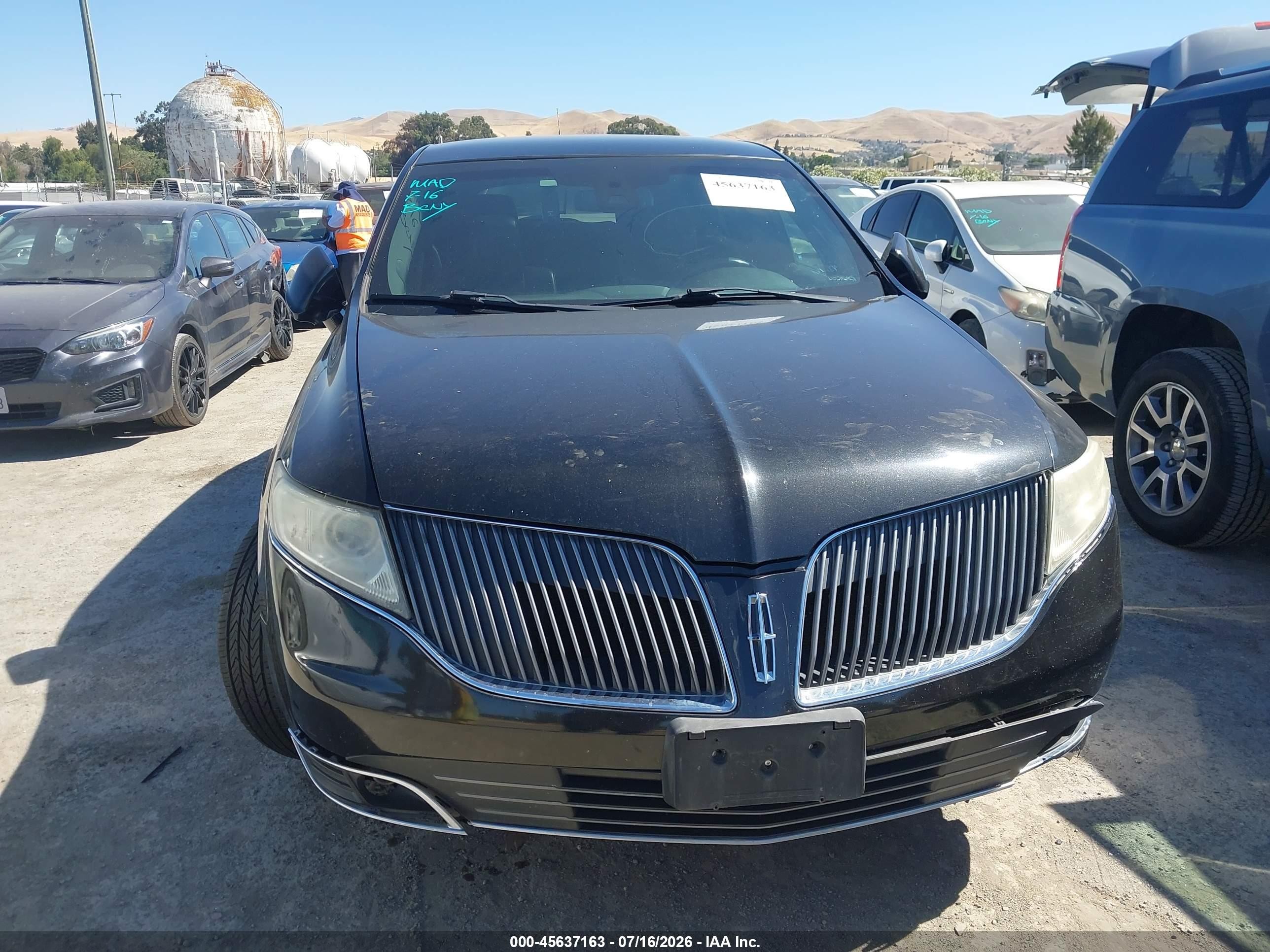 2013 Lincoln Mkt Livery Black vin: 2LMHJ5NK6DBL55489