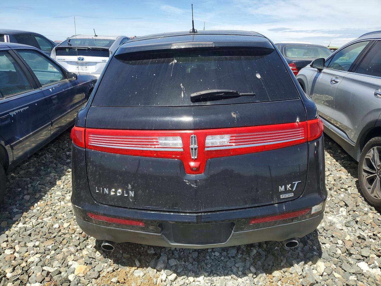 2014 Lincoln Mkt Black vin: 2LMHJ5NK7EBL57835