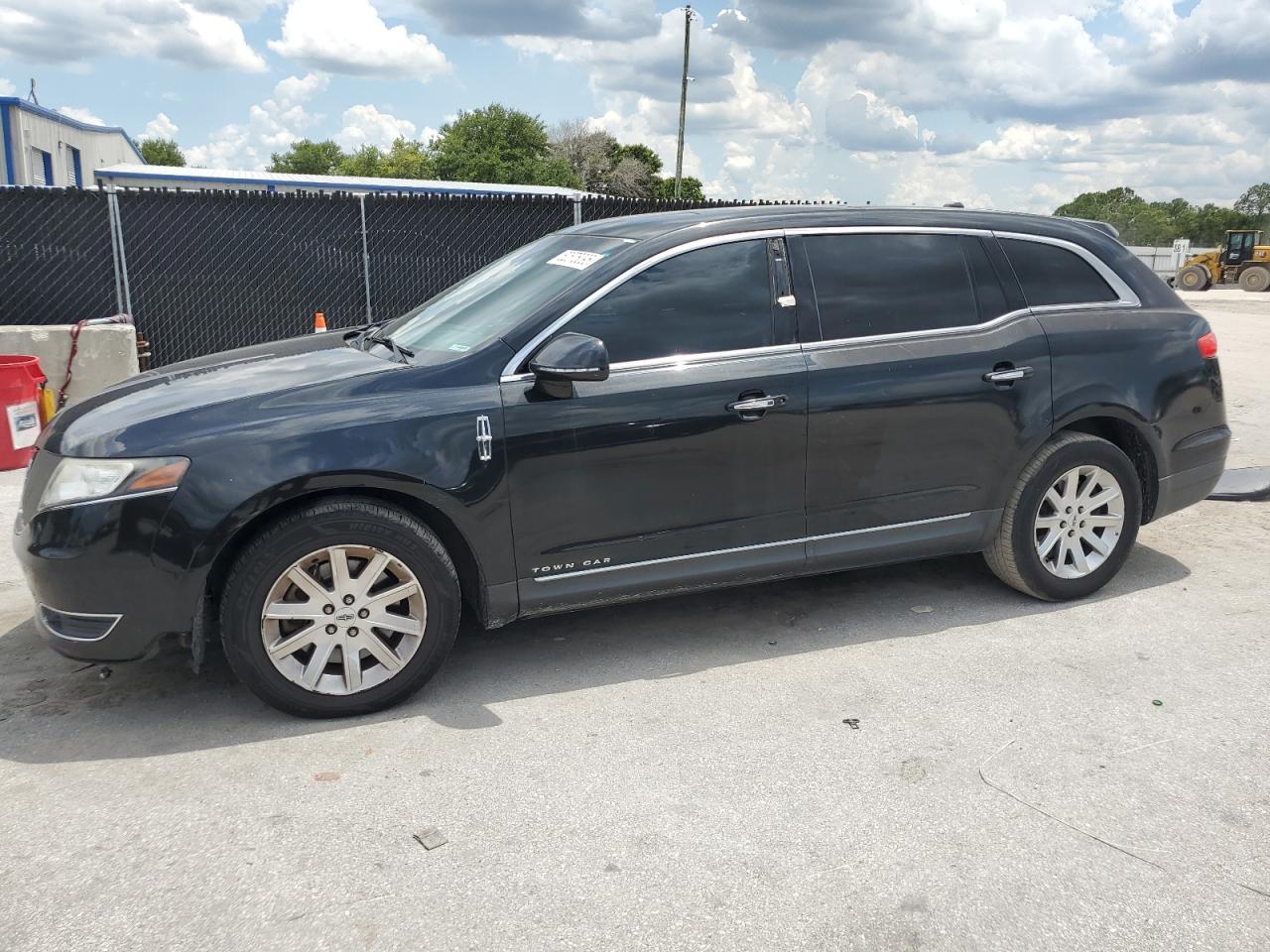 2015 Lincoln Mkt Black vin: 2LMHJ5NKXFBL01356