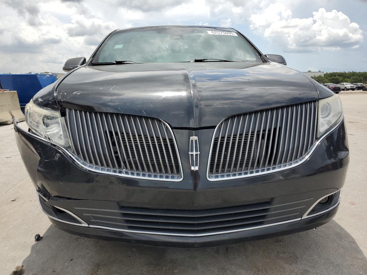 2015 Lincoln Mkt Black vin: 2LMHJ5NKXFBL01356