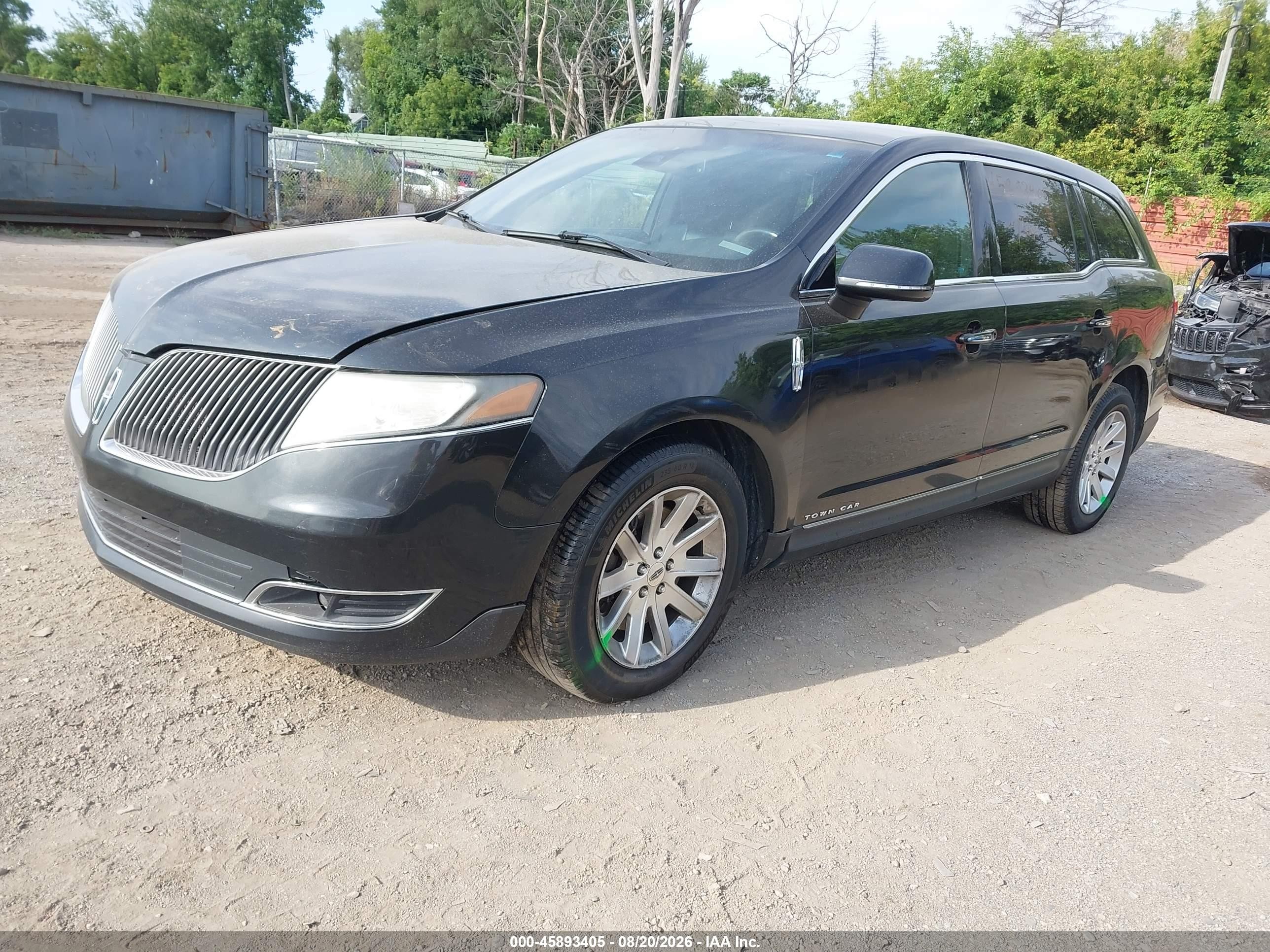 2015 Lincoln Mkt Livery Gray vin: 2LMHJ5NKXFBL04659