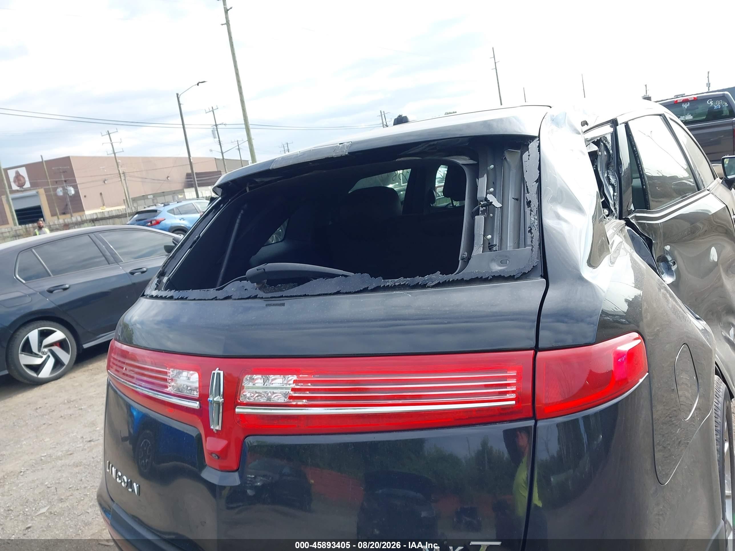2015 Lincoln Mkt Livery Gray vin: 2LMHJ5NKXFBL04659