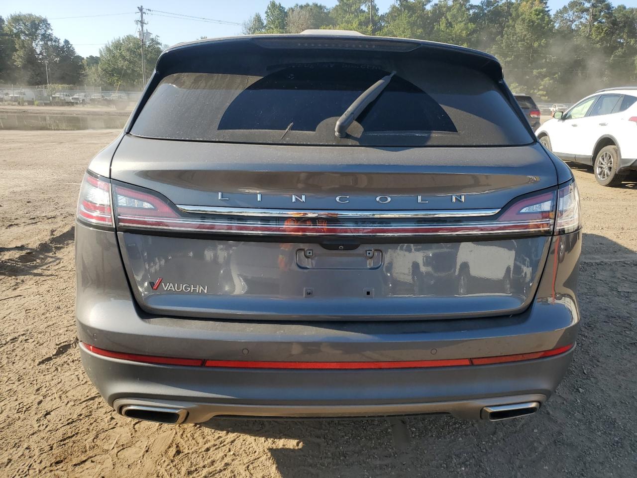 2021 Lincoln Nautilus Gray vin: 2LMPJ6J91MBL00503