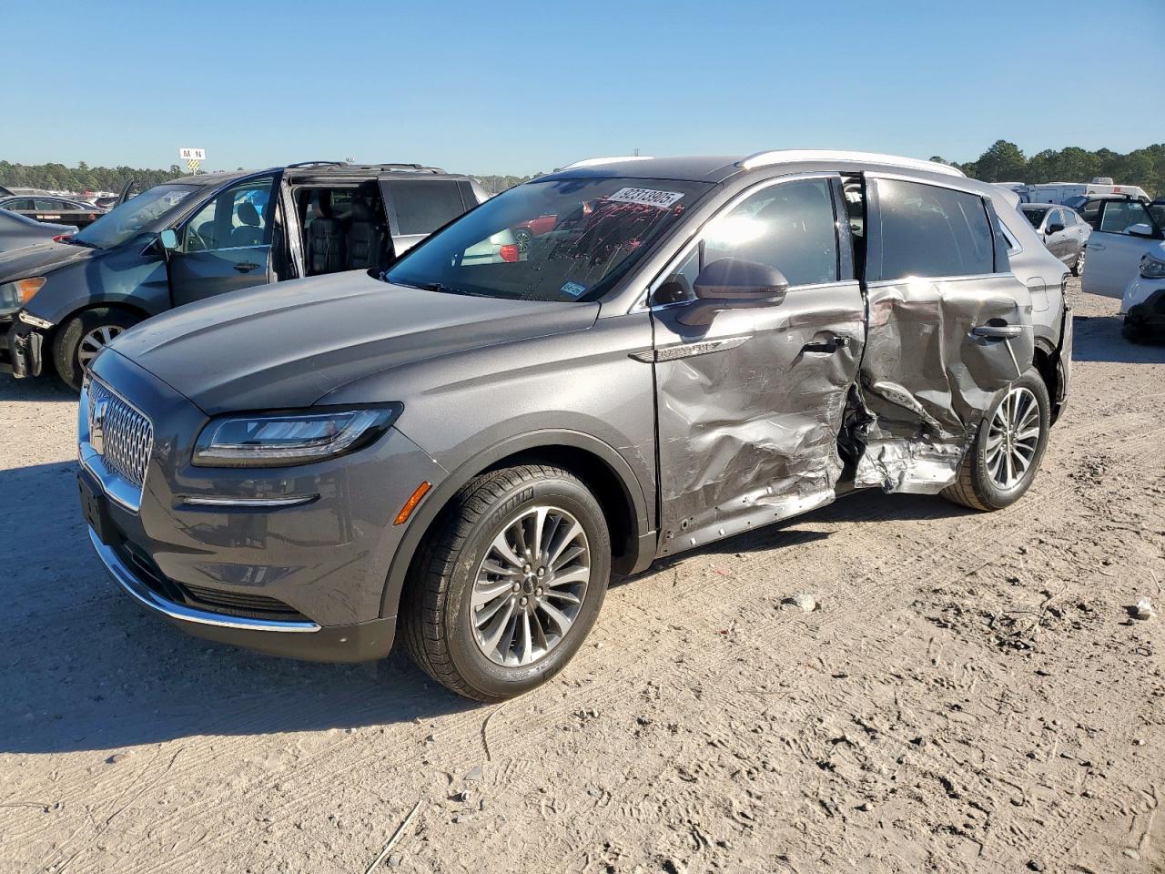 2023 Lincoln Nautilus Gray vin: 2LMPJ6J92PBL04323