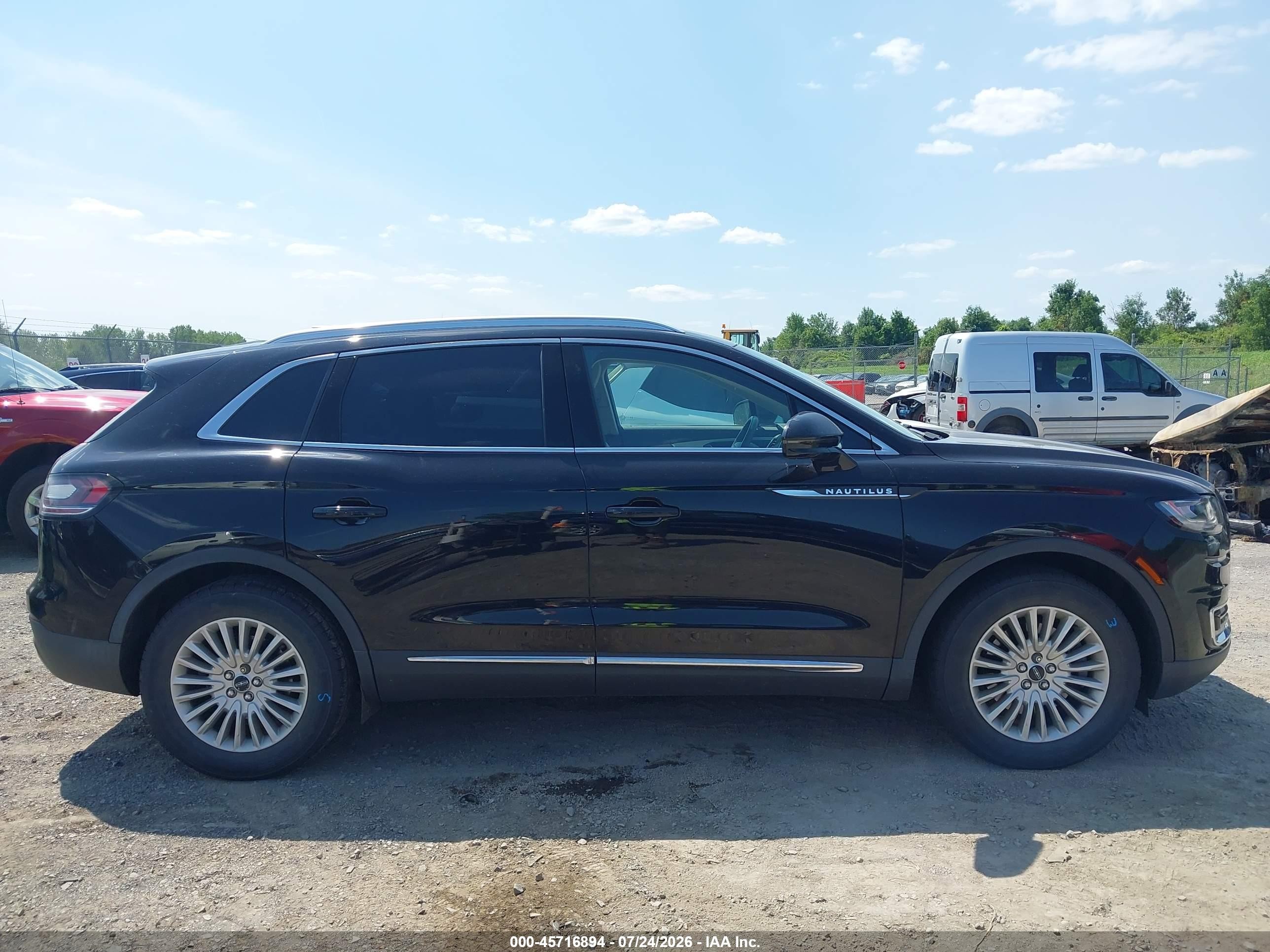 2020 Lincoln Nautilus Standard Black vin: 2LMPJ6J93LBL30567