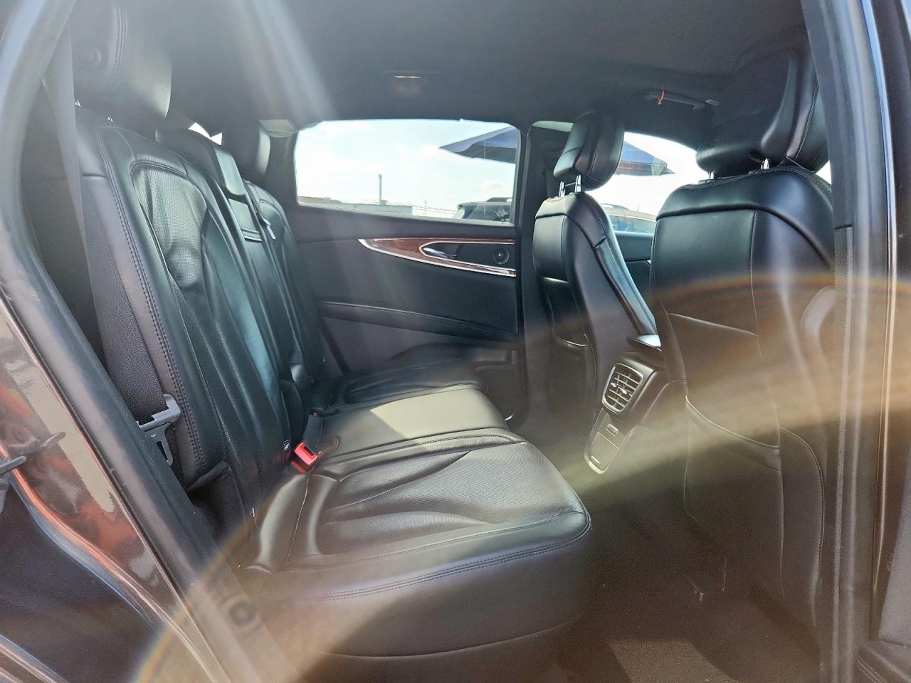 2020 Lincoln Nautilus Reserve Gray vin: 2LMPJ6K91LBL14060