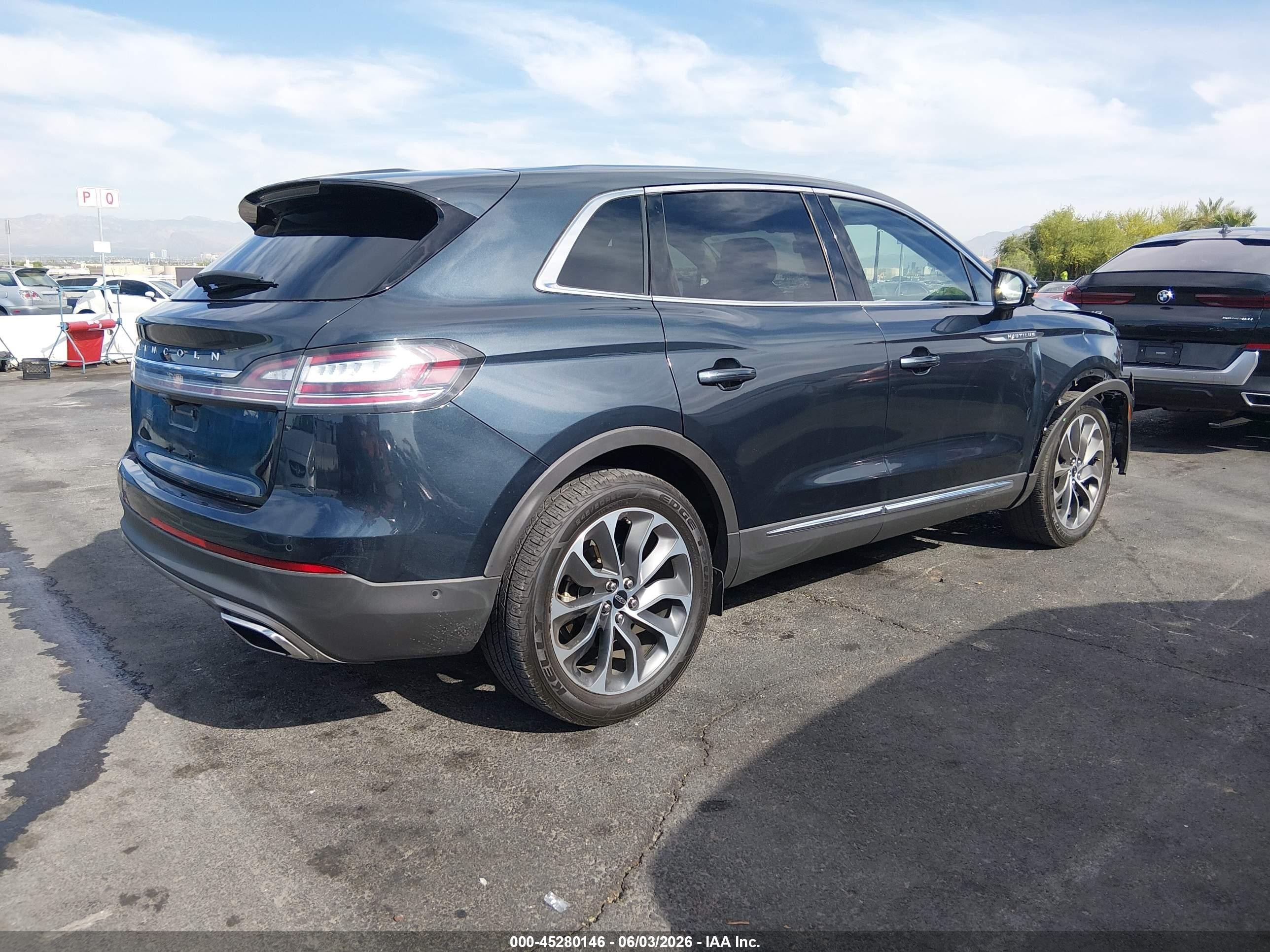 2021 Lincoln Nautilus Reserve Black vin: 2LMPJ6K92MBL00895