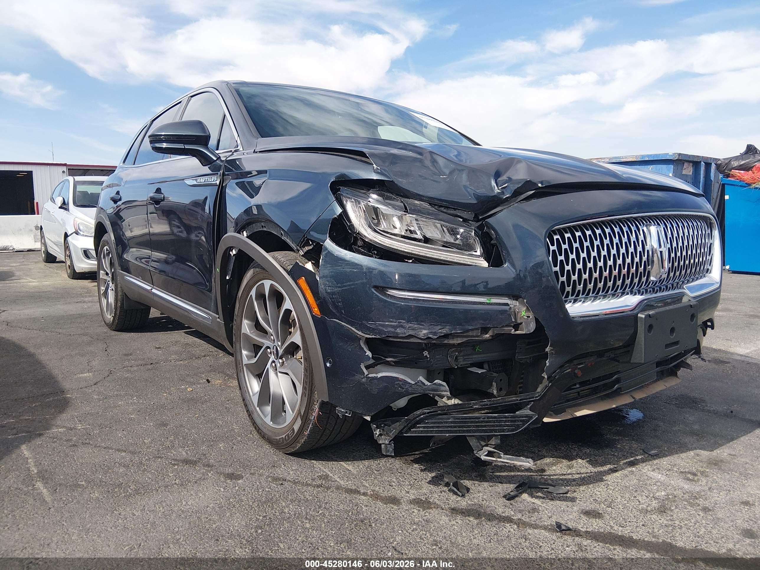 2021 Lincoln Nautilus Reserve Black vin: 2LMPJ6K92MBL00895