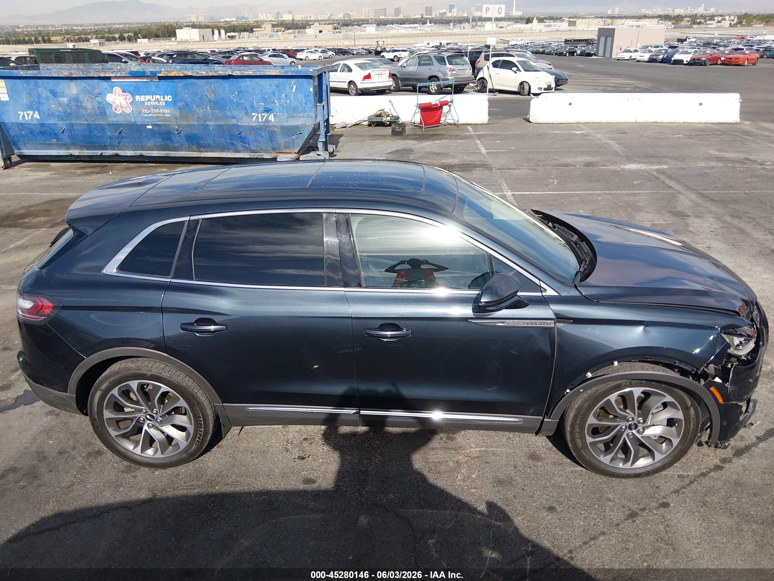 2021 Lincoln Nautilus Reserve Black vin: 2LMPJ6K92MBL00895