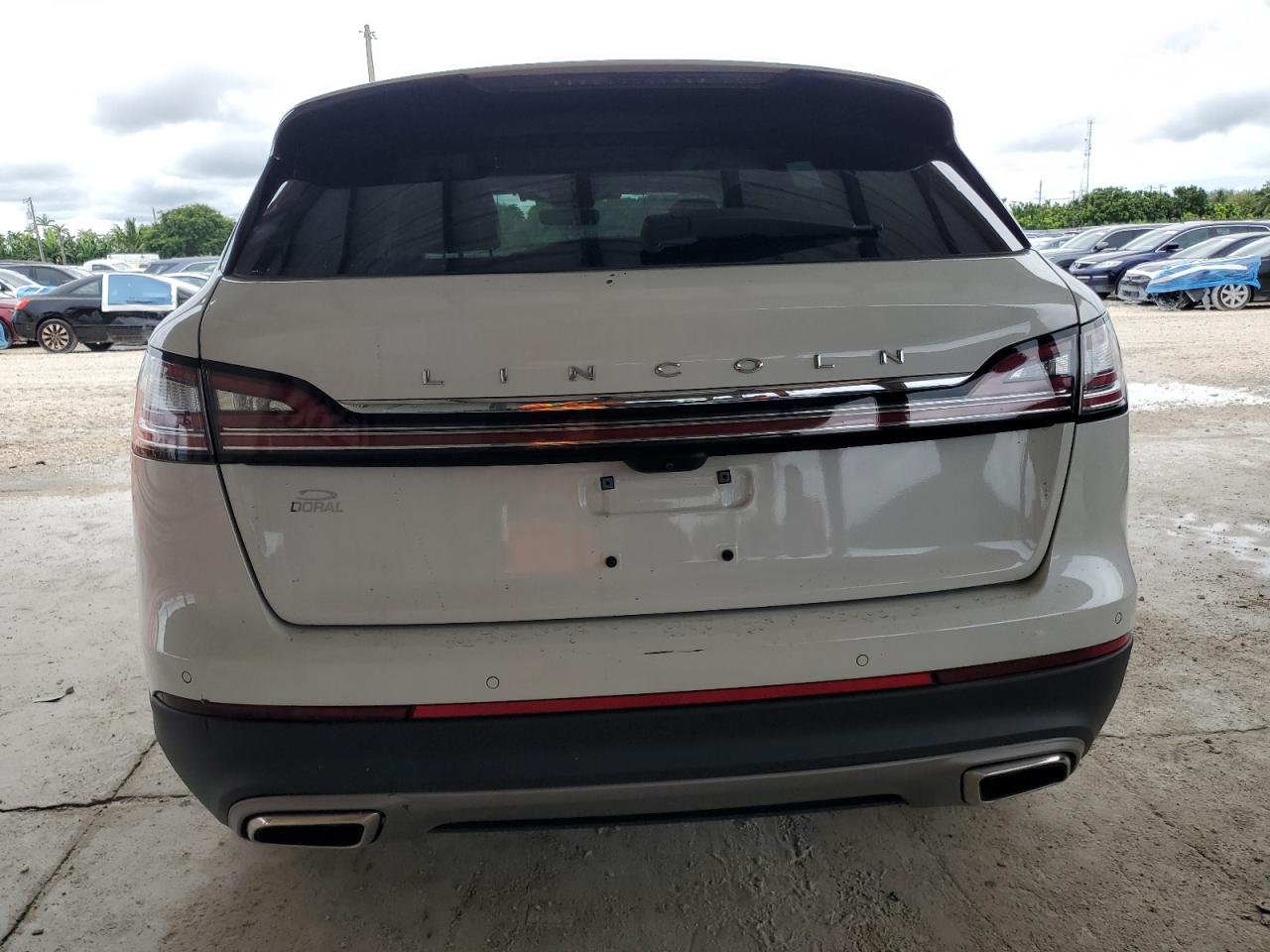 2023 Lincoln Nautilus Reserve White vin: 2LMPJ6K92PBL03994