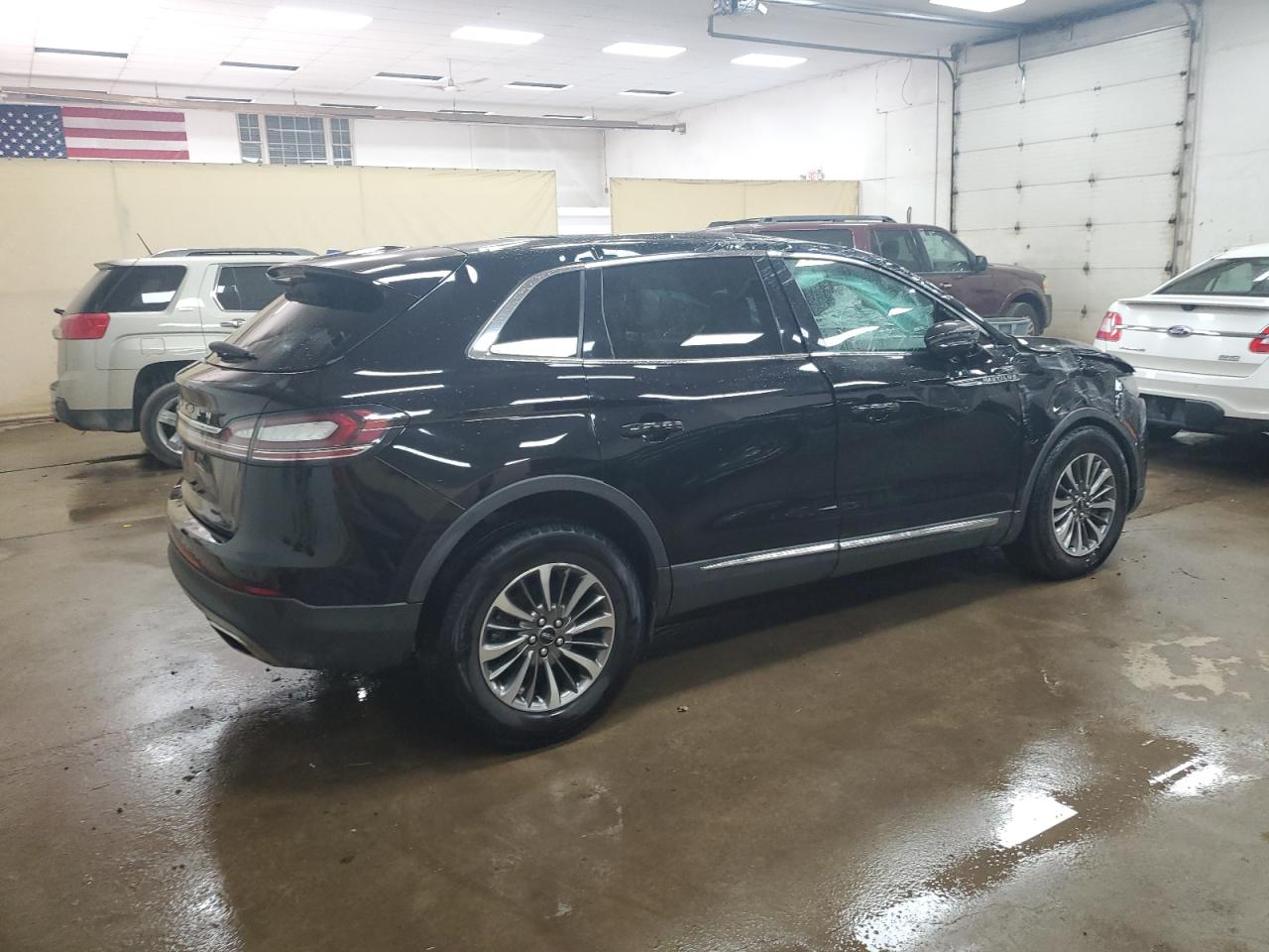 2021 Lincoln Nautilus Reserve Black vin: 2LMPJ6K95MBL15634