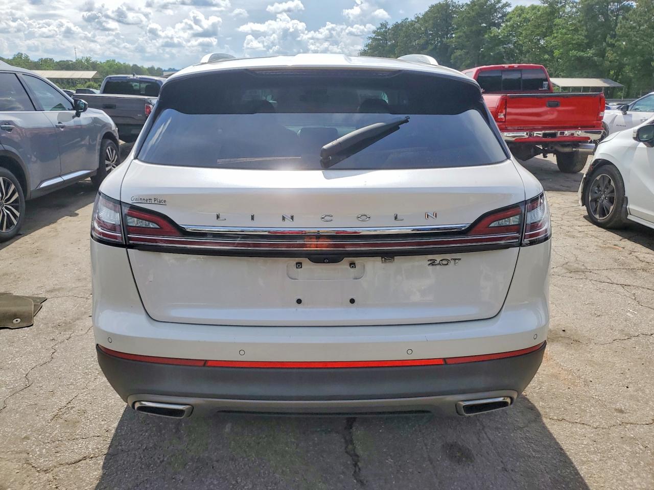 2019 Lincoln Nautilus Select White vin: 2LMPJ6K97KBL41021
