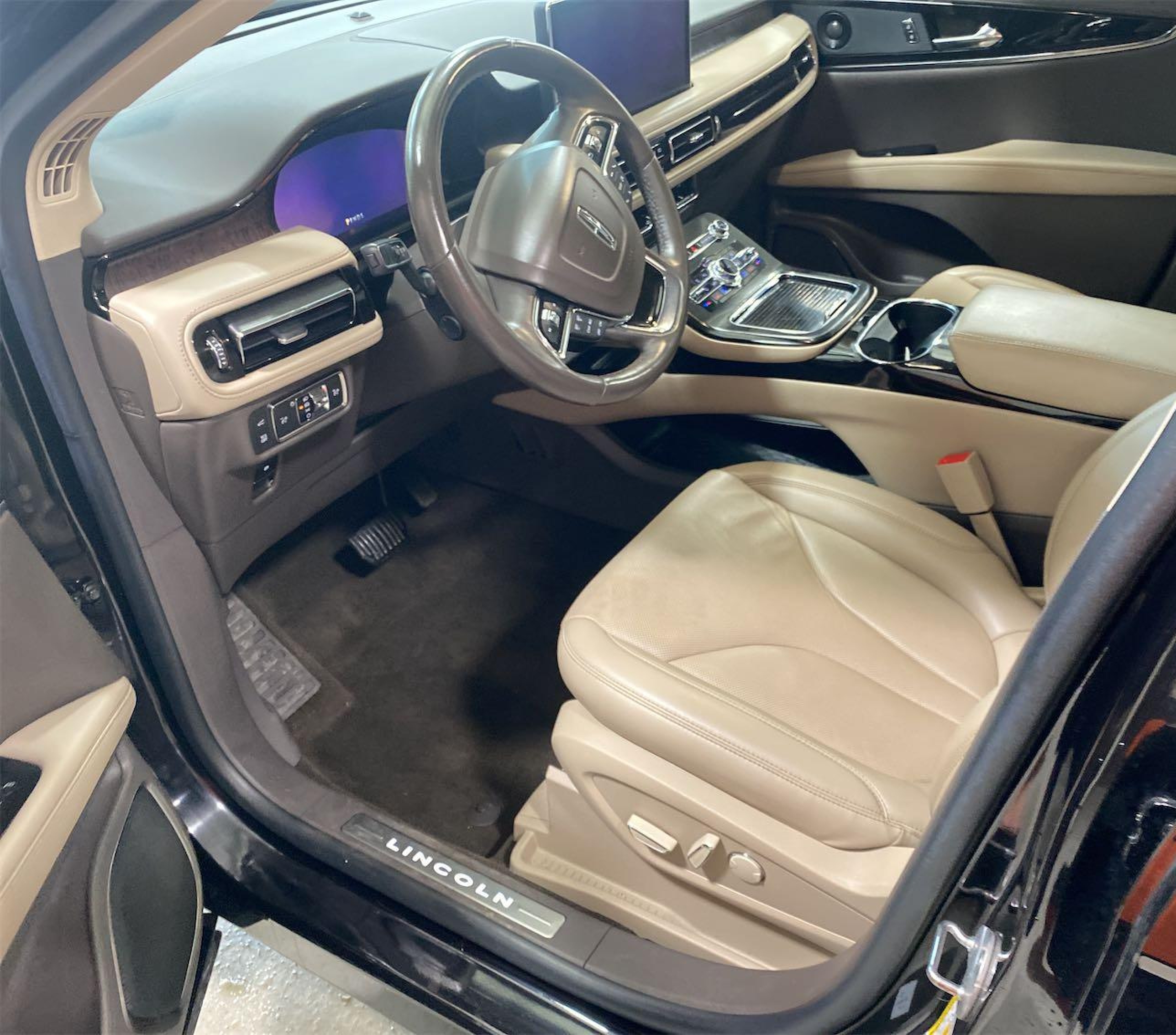 2021 Lincoln Nautilus Reserve vin: 2LMPJ6K97MBL11486