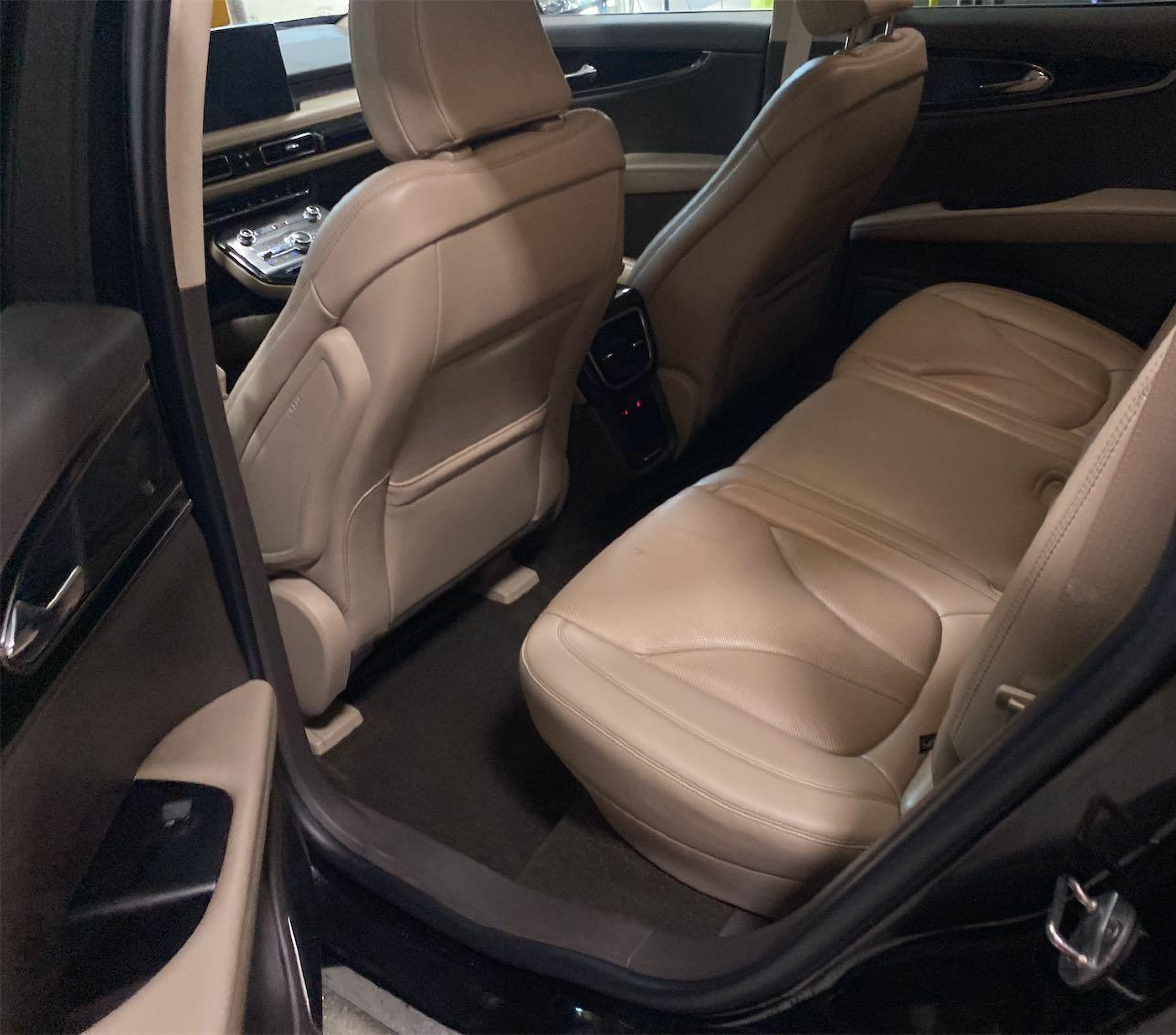 2021 Lincoln Nautilus Reserve vin: 2LMPJ6K97MBL11486