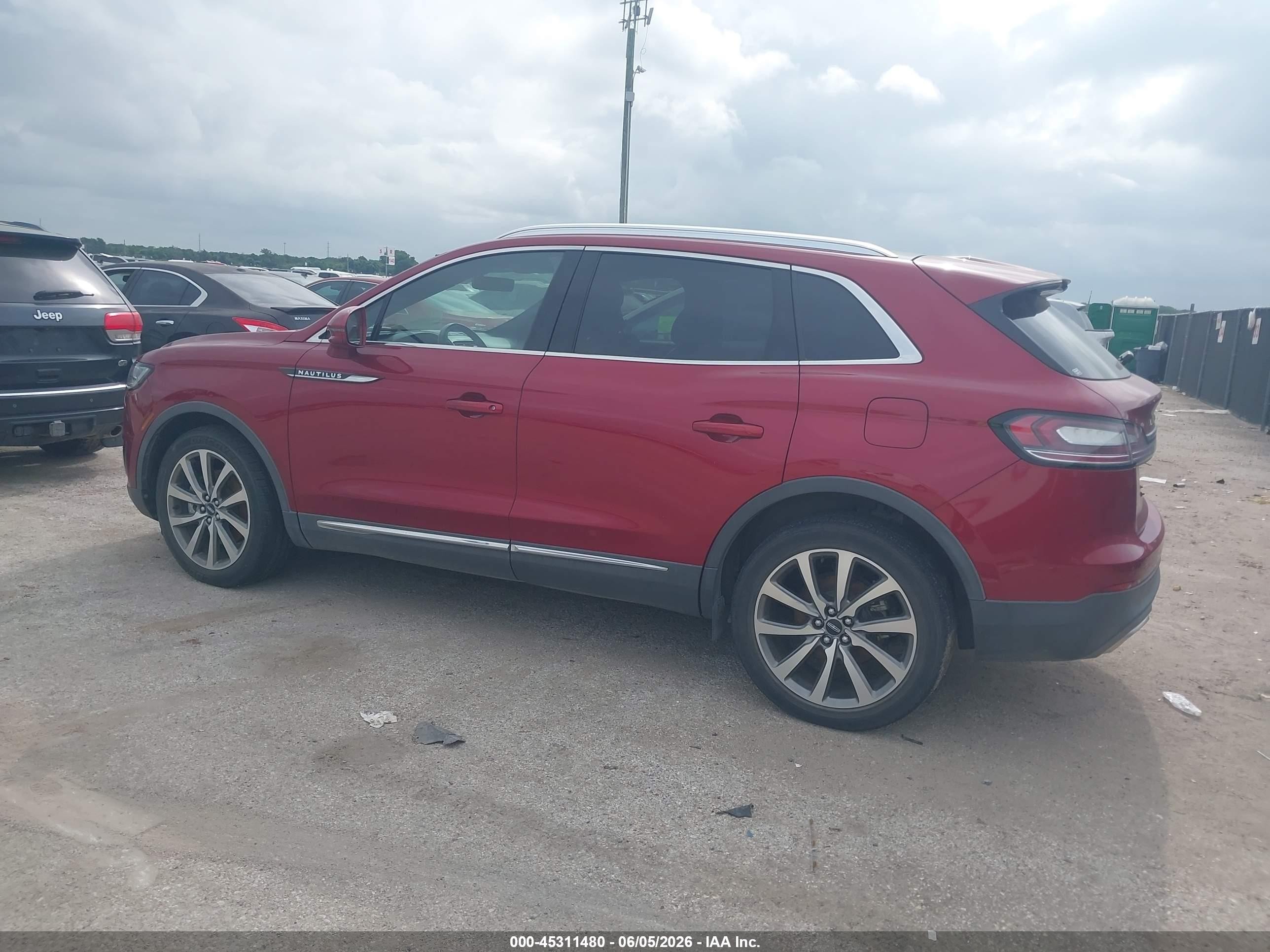 2019 Lincoln Nautilus Select Maroon vin: 2LMPJ6K99KBL16363