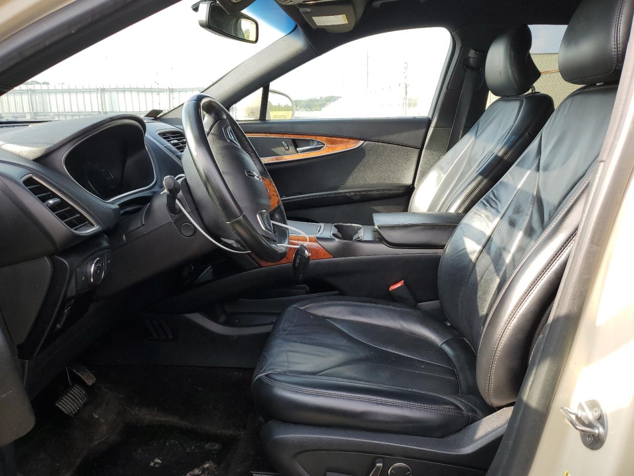 2018 Lincoln Mkx Select Бежевый vin: 2LMPJ6KR8JBL38420