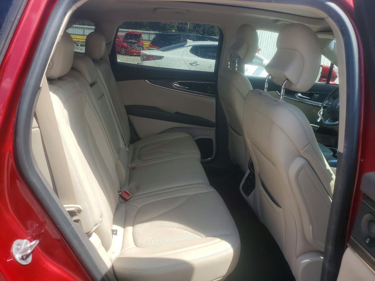 2019 Lincoln Nautilus Reserve Burgundy vin: 2LMPJ6L96KBL45639