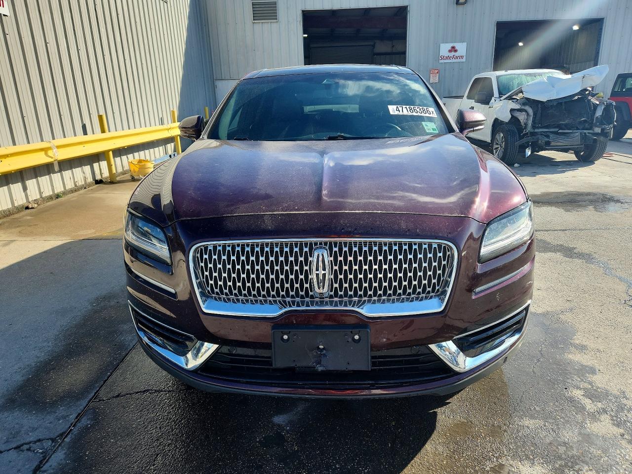 2019 Lincoln Nautilus Reserve Burgundy vin: 2LMPJ6LP0KBL14840