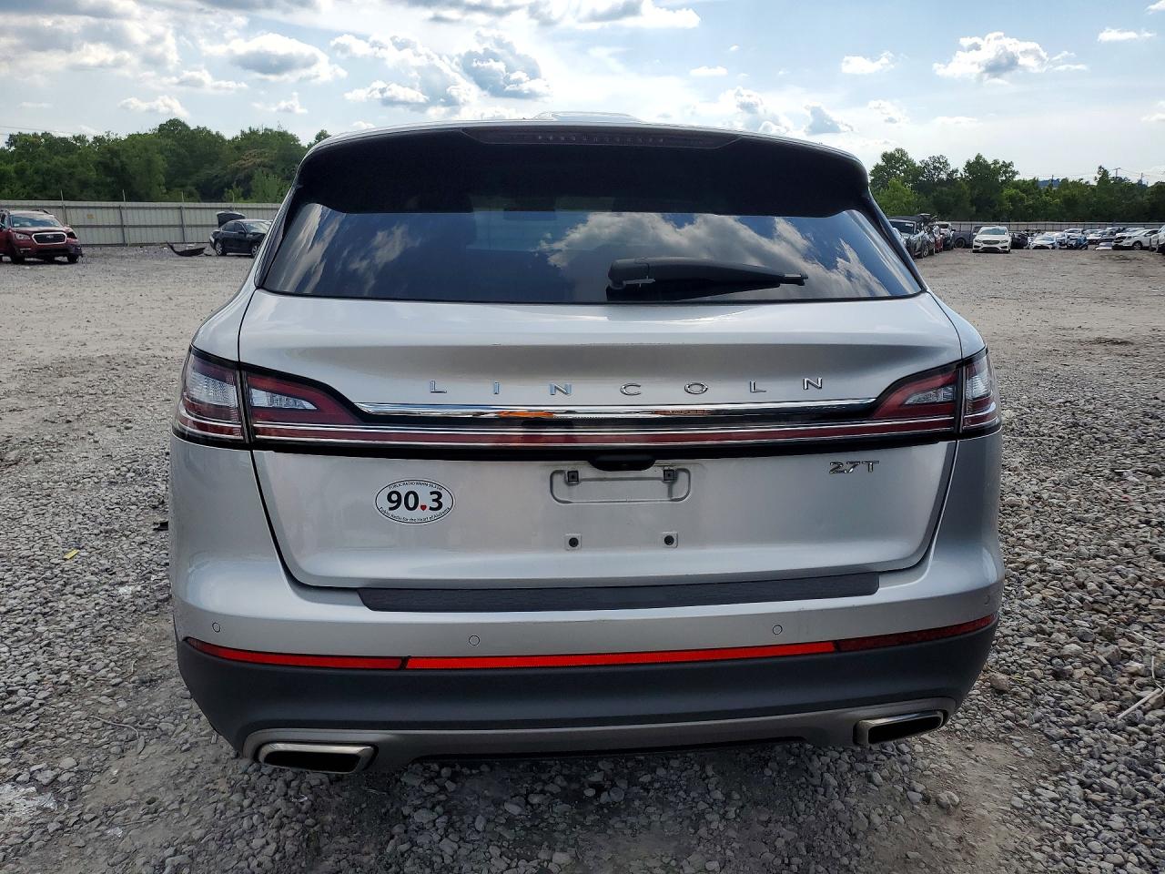 2019 Lincoln Nautilus Reserve Silver vin: 2LMPJ6LP4KBL35237
