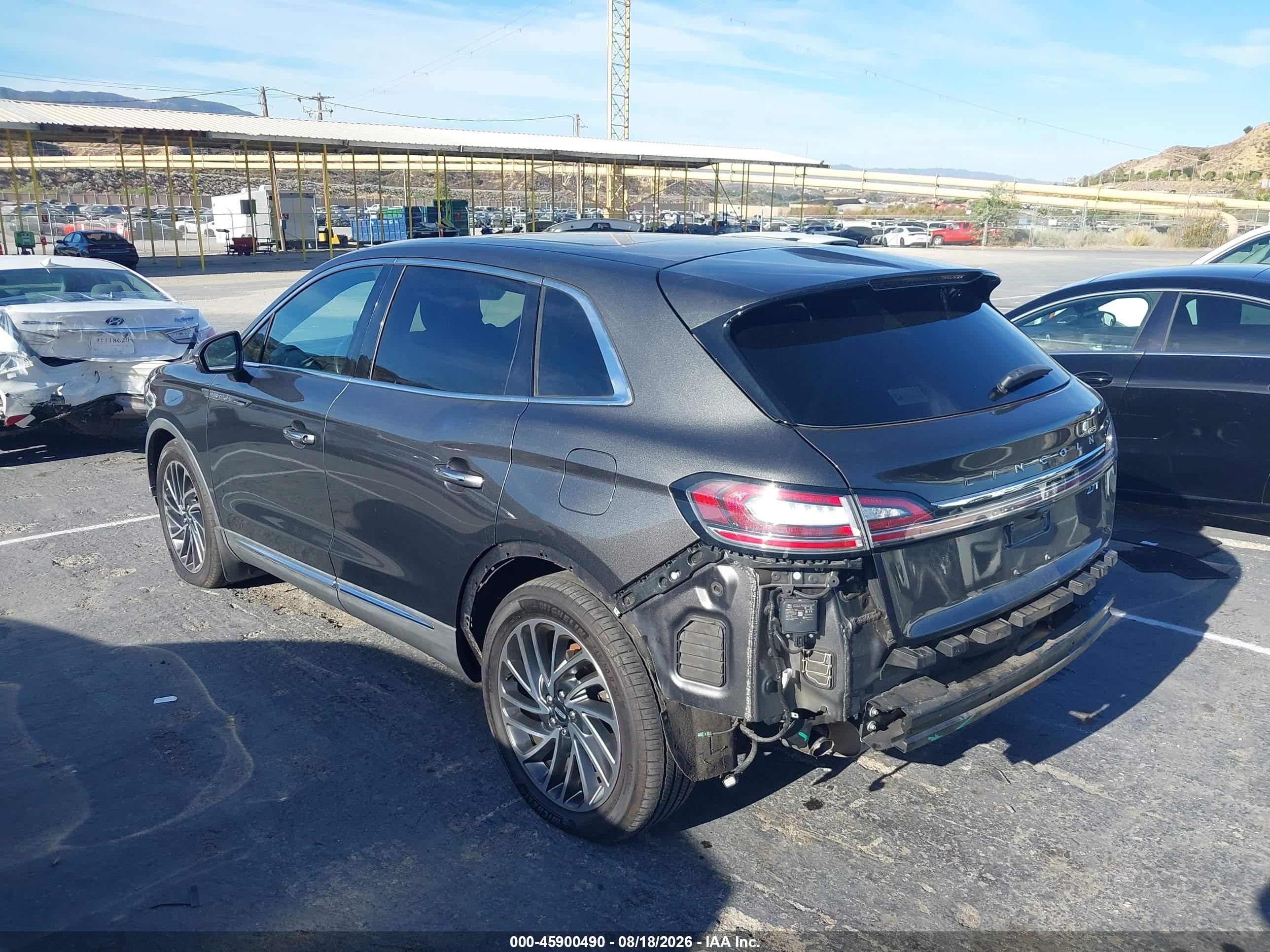 2019 Lincoln Nautilus Reserve Black vin: 2LMPJ6LP7KBL51304