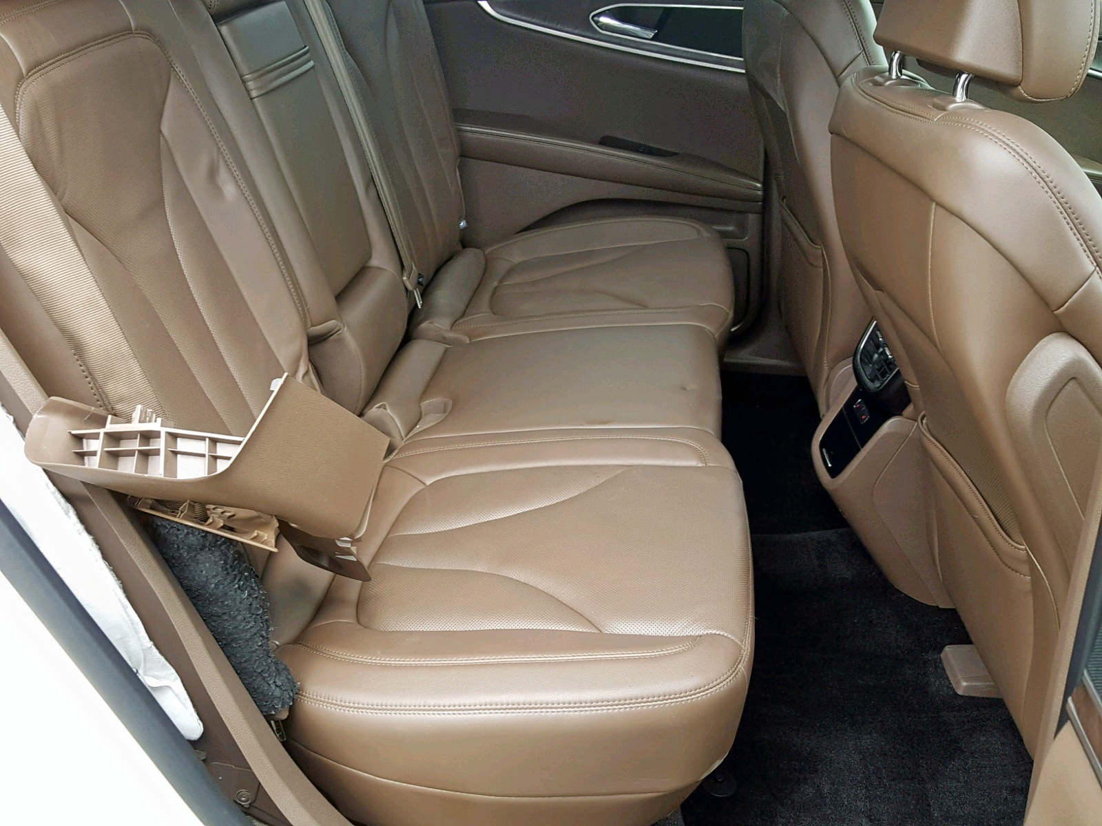 2016 Lincoln Mkx Reserve Кремовый vin: 2LMPJ6LR9GBL82725