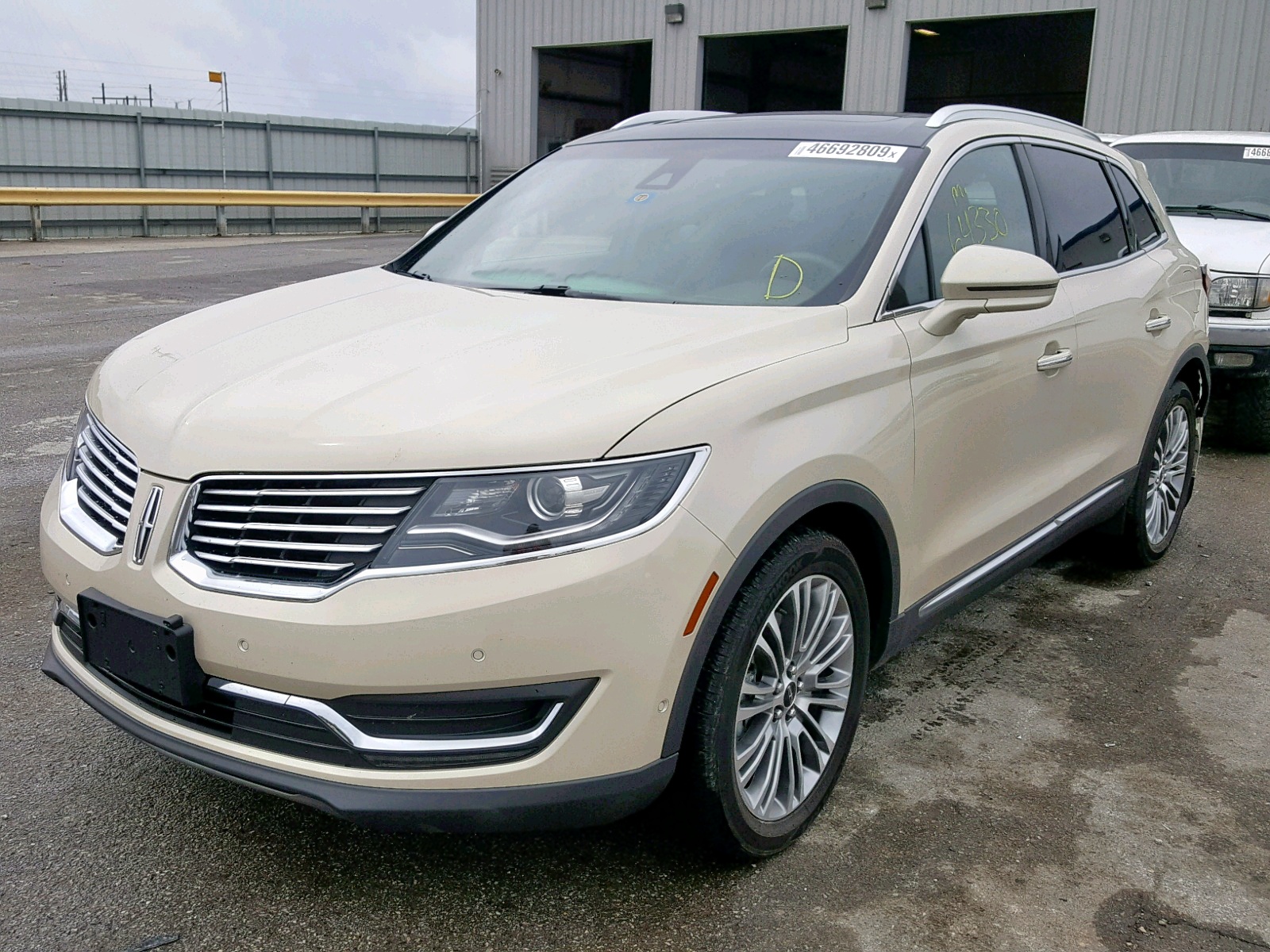 2016 Lincoln Mkx Reserve Кремовый vin: 2LMPJ6LR9GBL82725