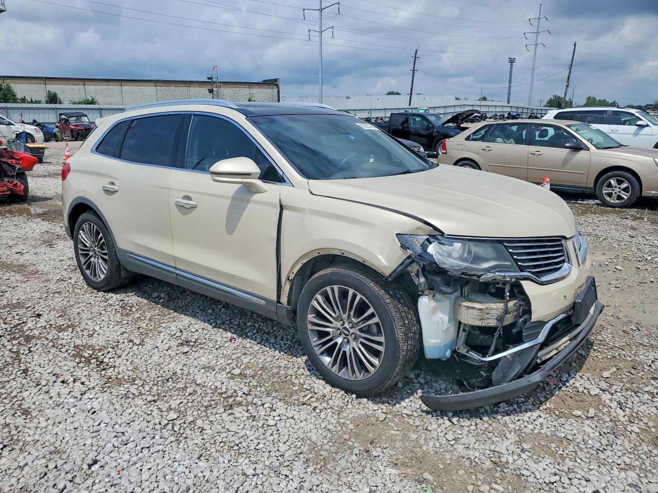 2016 Lincoln Mkx Reserve Gold vin: 2LMPJ6LR9GBL82725