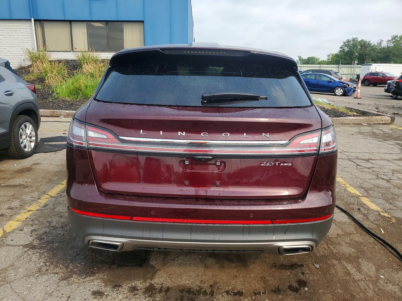 2020 Lincoln Nautilus Burgundy vin: 2LMPJ8J91LBL27713