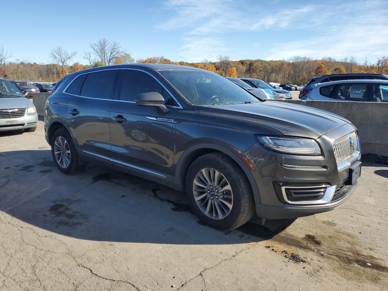 2020 Lincoln Nautilus Gray vin: 2LMPJ8J93LBL12159