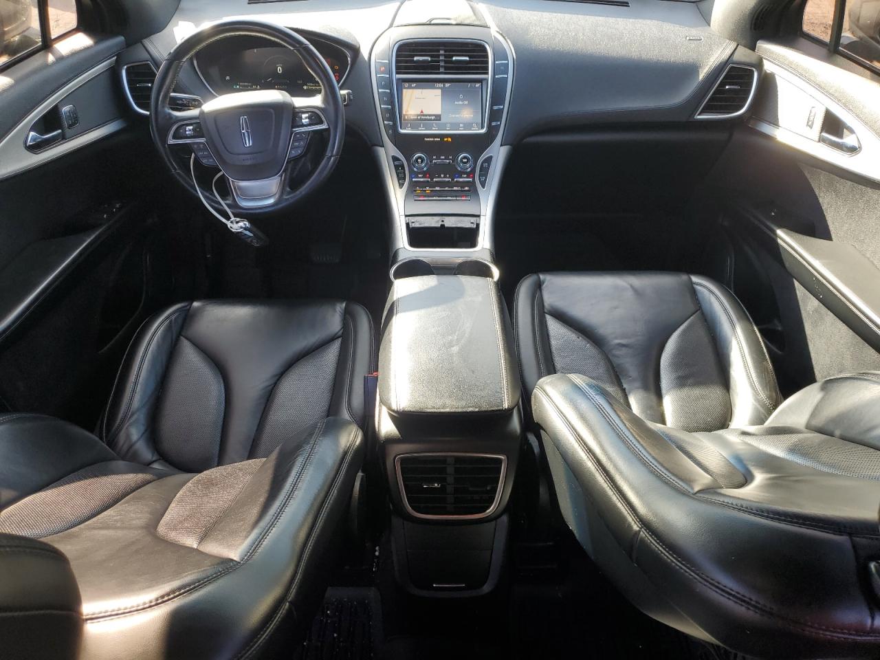 2020 Lincoln Nautilus Gray vin: 2LMPJ8J93LBL12159