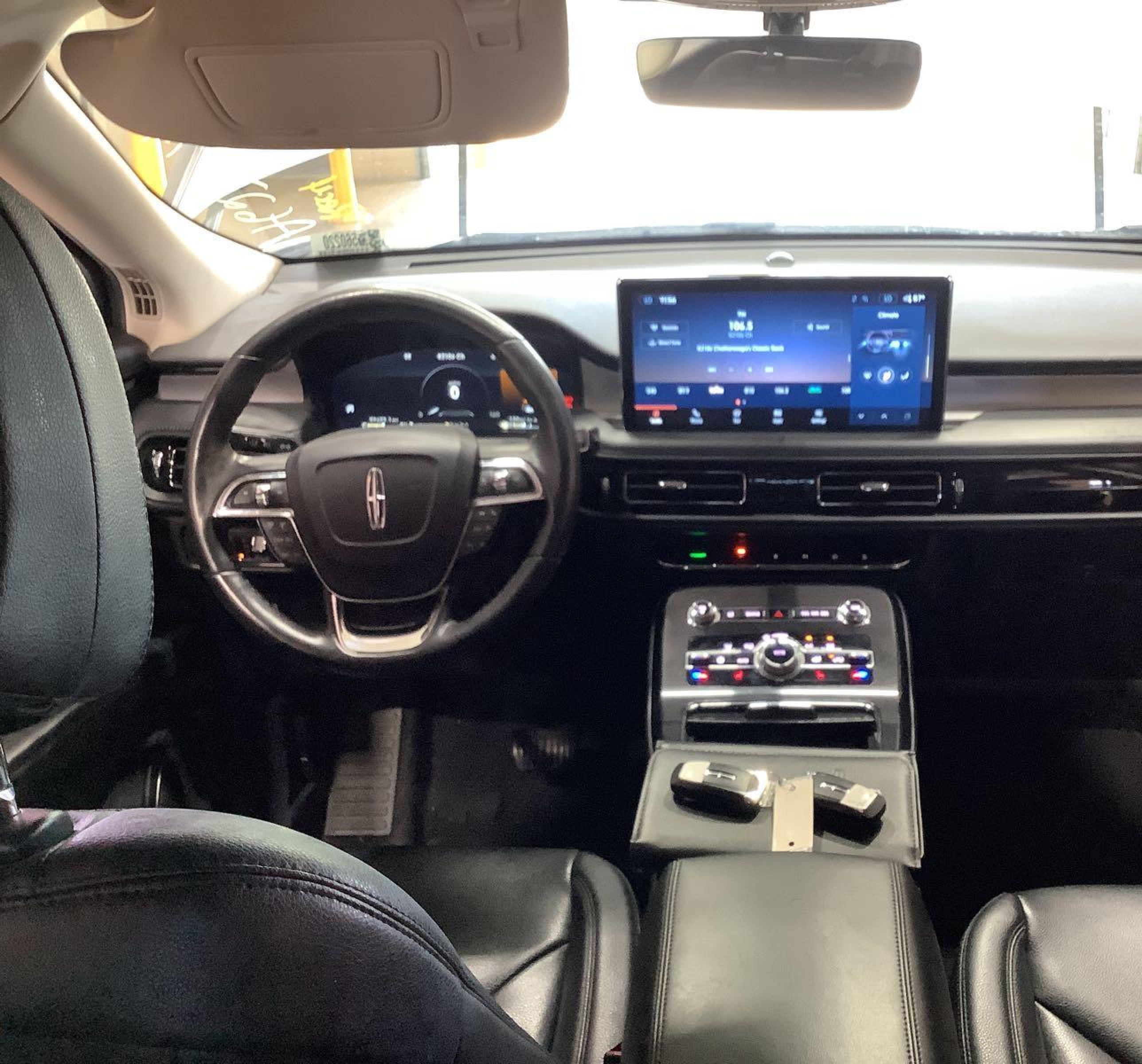 2022 Lincoln Nautilus vin: 2LMPJ8J96NBL11347