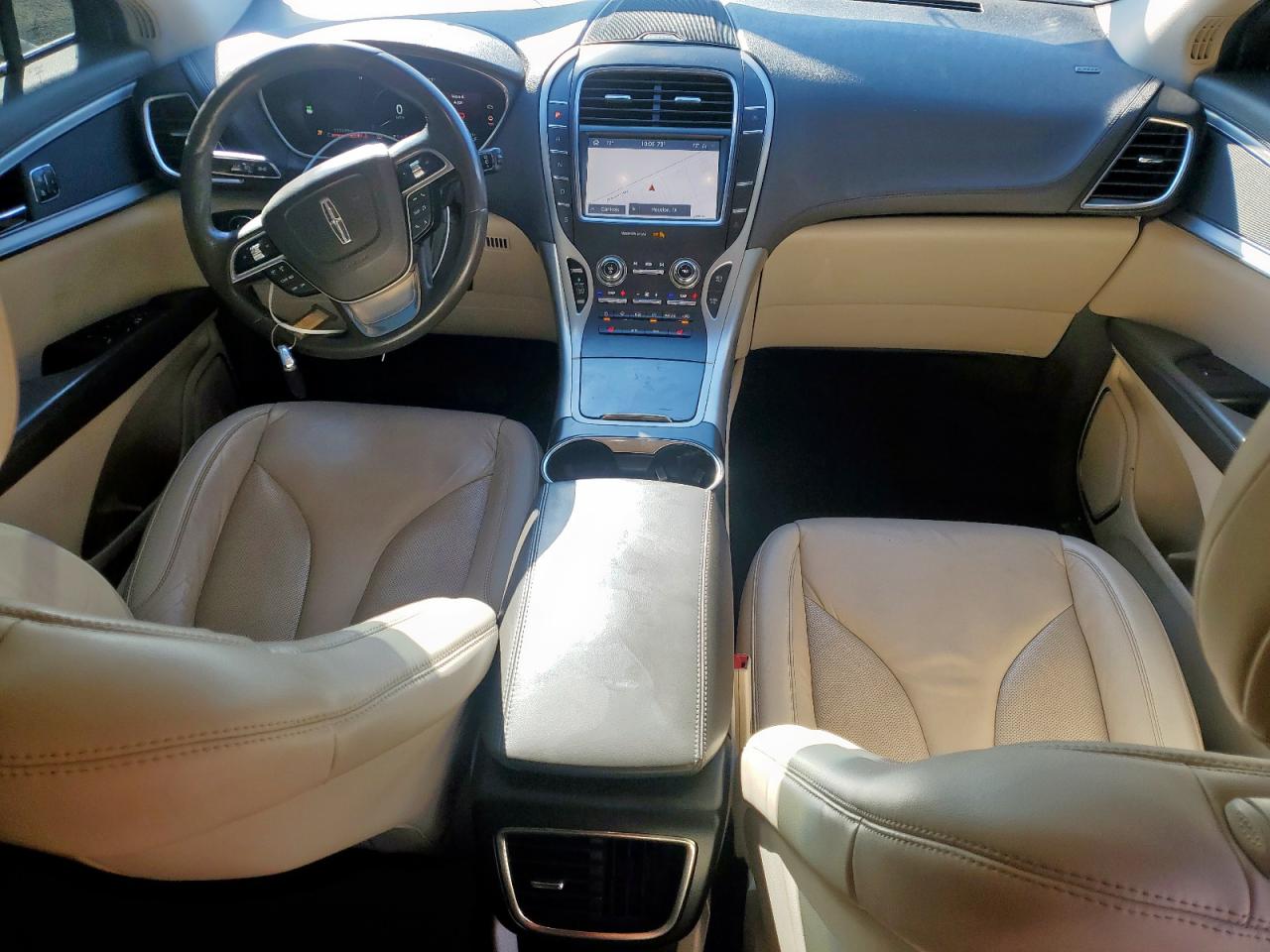 2020 Lincoln Nautilus Gold vin: 2LMPJ8J9XLBL28052