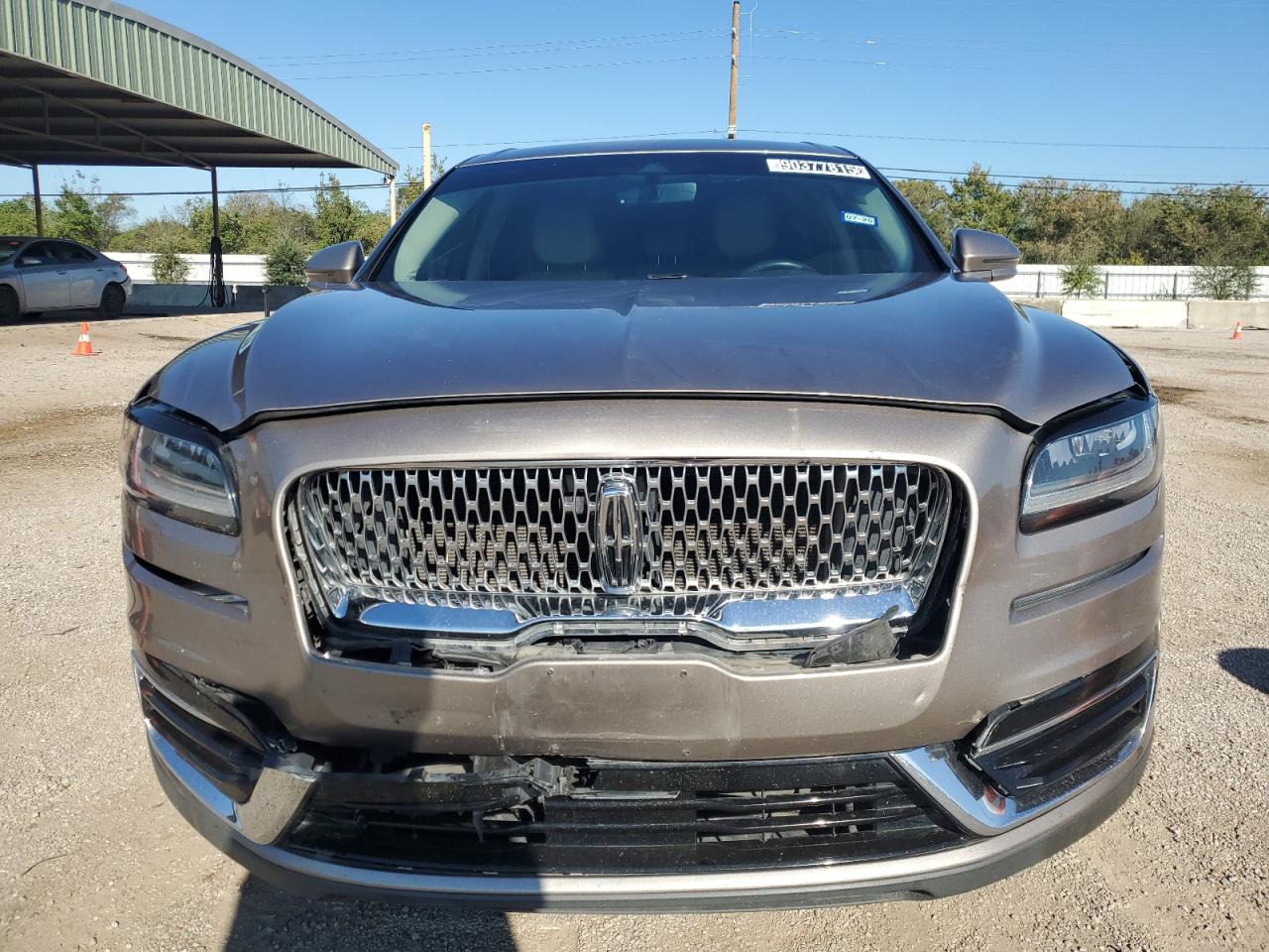 2020 Lincoln Nautilus Gold vin: 2LMPJ8J9XLBL28052 Damage: Front Bumper Molding, Broken, Replacement Required