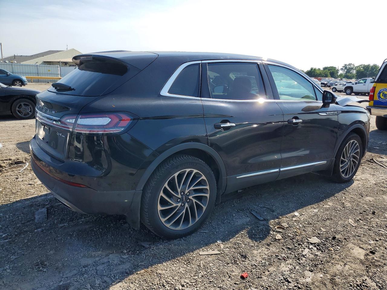 2020 Lincoln Nautilus Reserve Black vin: 2LMPJ8K90LBL09766