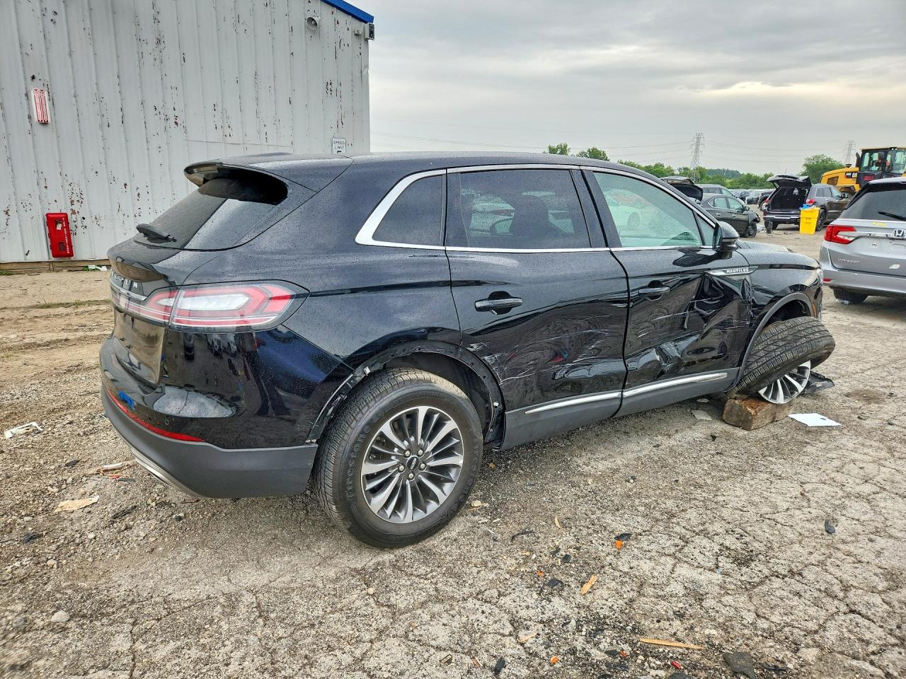 2023 Lincoln Nautilus Reserve Black vin: 2LMPJ8K90PBL10132
