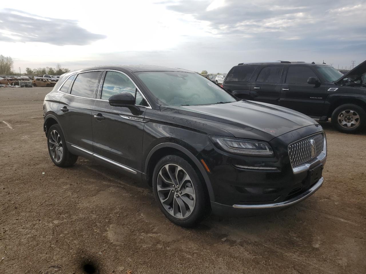 2023 Lincoln Nautilus Reserve Black vin: 2LMPJ8K91PBL15226