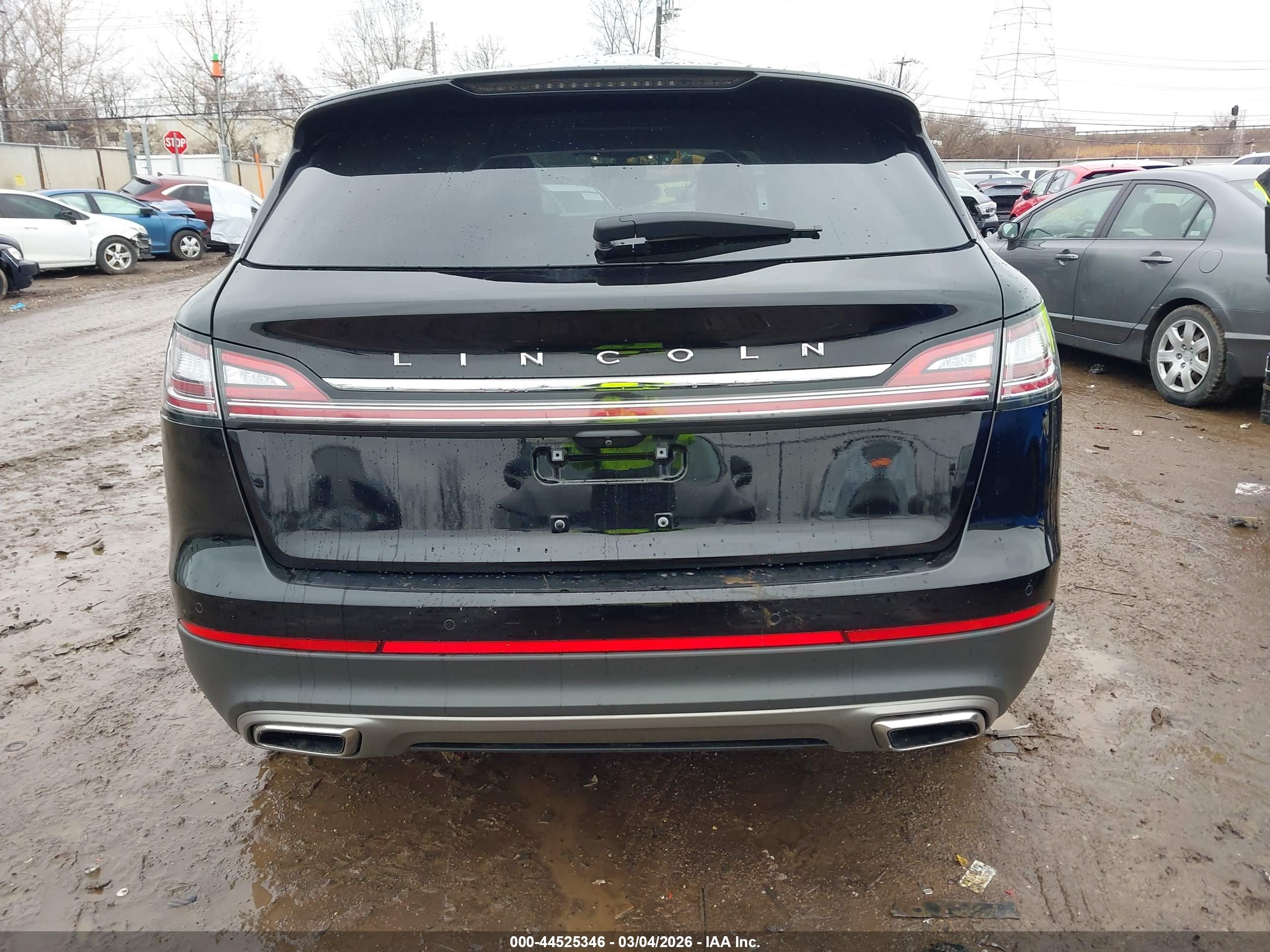 2022 Lincoln Nautilus Reserve Black vin: 2LMPJ8K92NBL27639