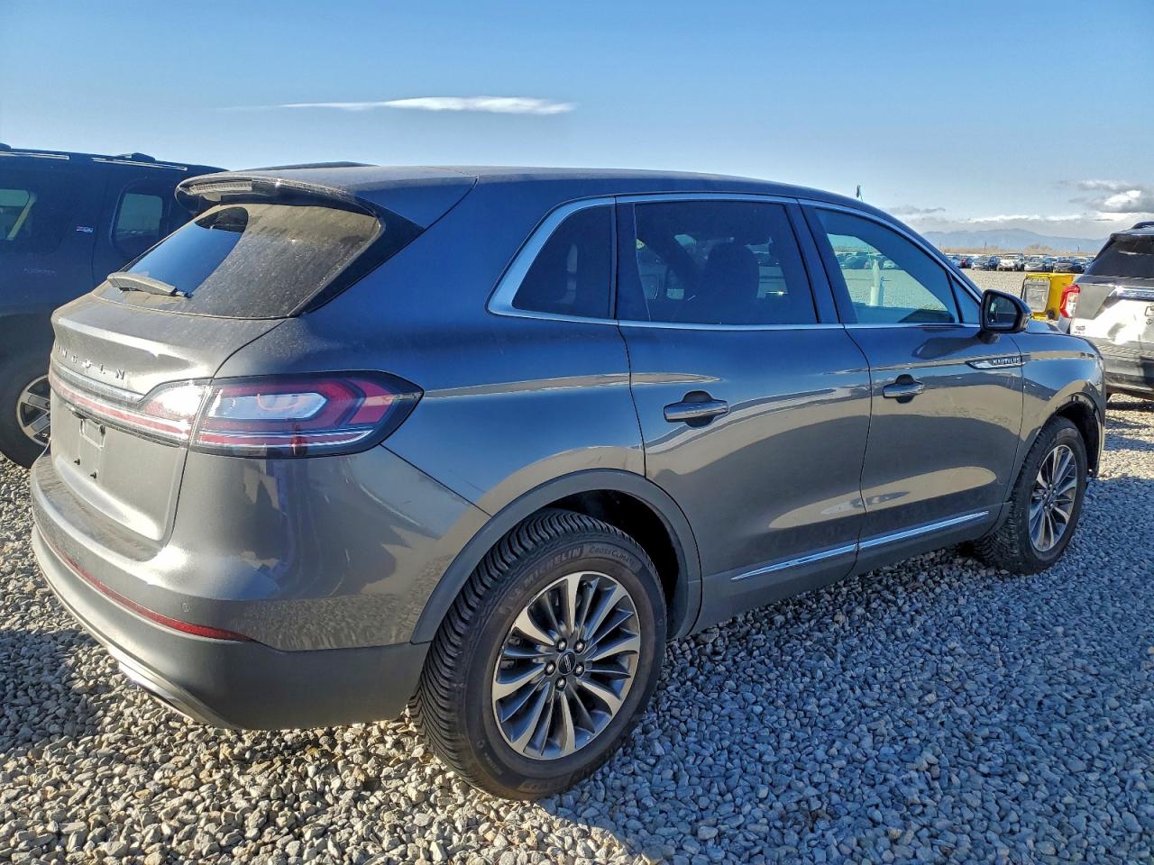 2022 Lincoln Nautilus Reserve Gray vin: 2LMPJ8K93NBL06251