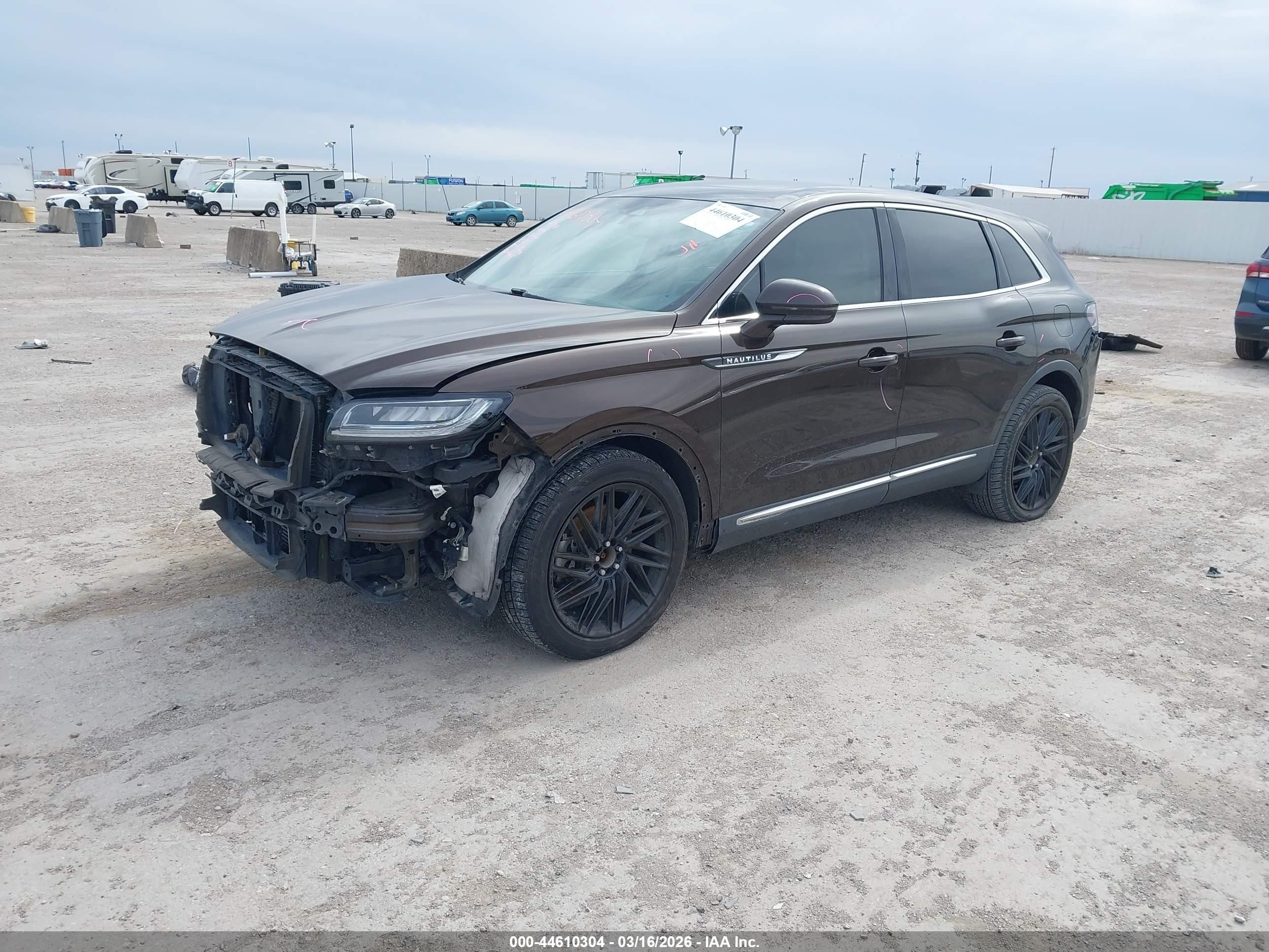 2019 Lincoln Nautilus Select Brown vin: 2LMPJ8K94KBL31395