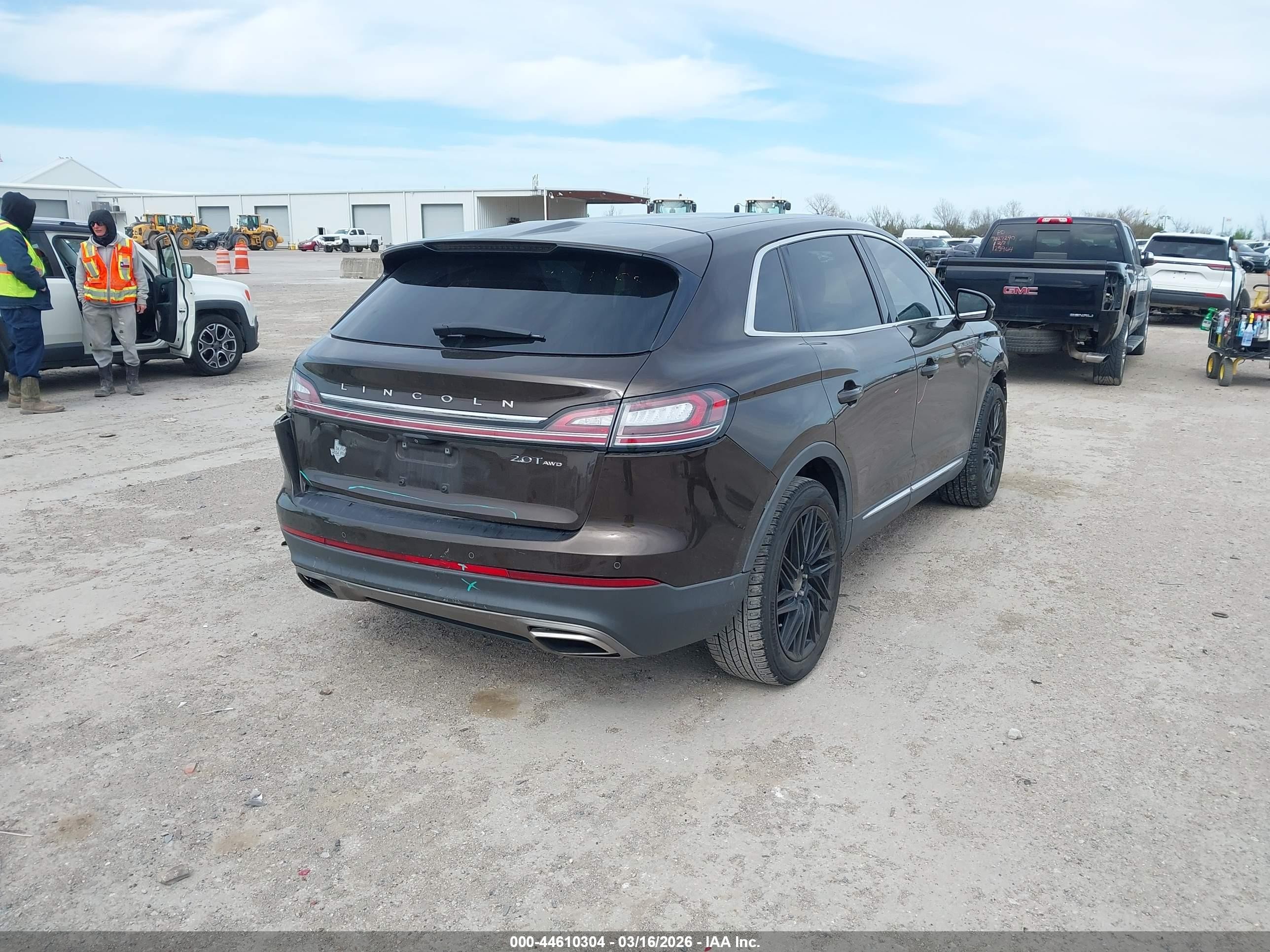 2019 Lincoln Nautilus Select Brown vin: 2LMPJ8K94KBL31395