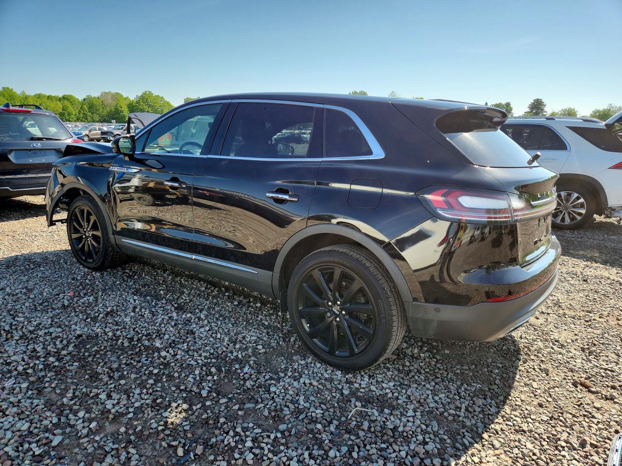 2020 Lincoln Nautilus Reserve Black vin: 2LMPJ8K96LBL23400