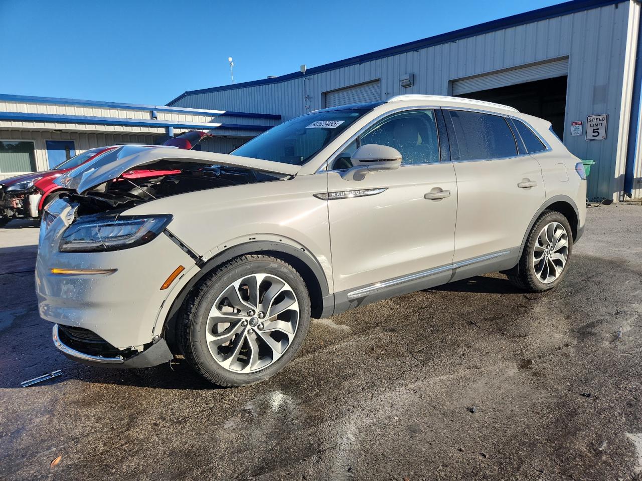 2021 Lincoln Nautilus Reserve Beige vin: 2LMPJ8K99MBL09251