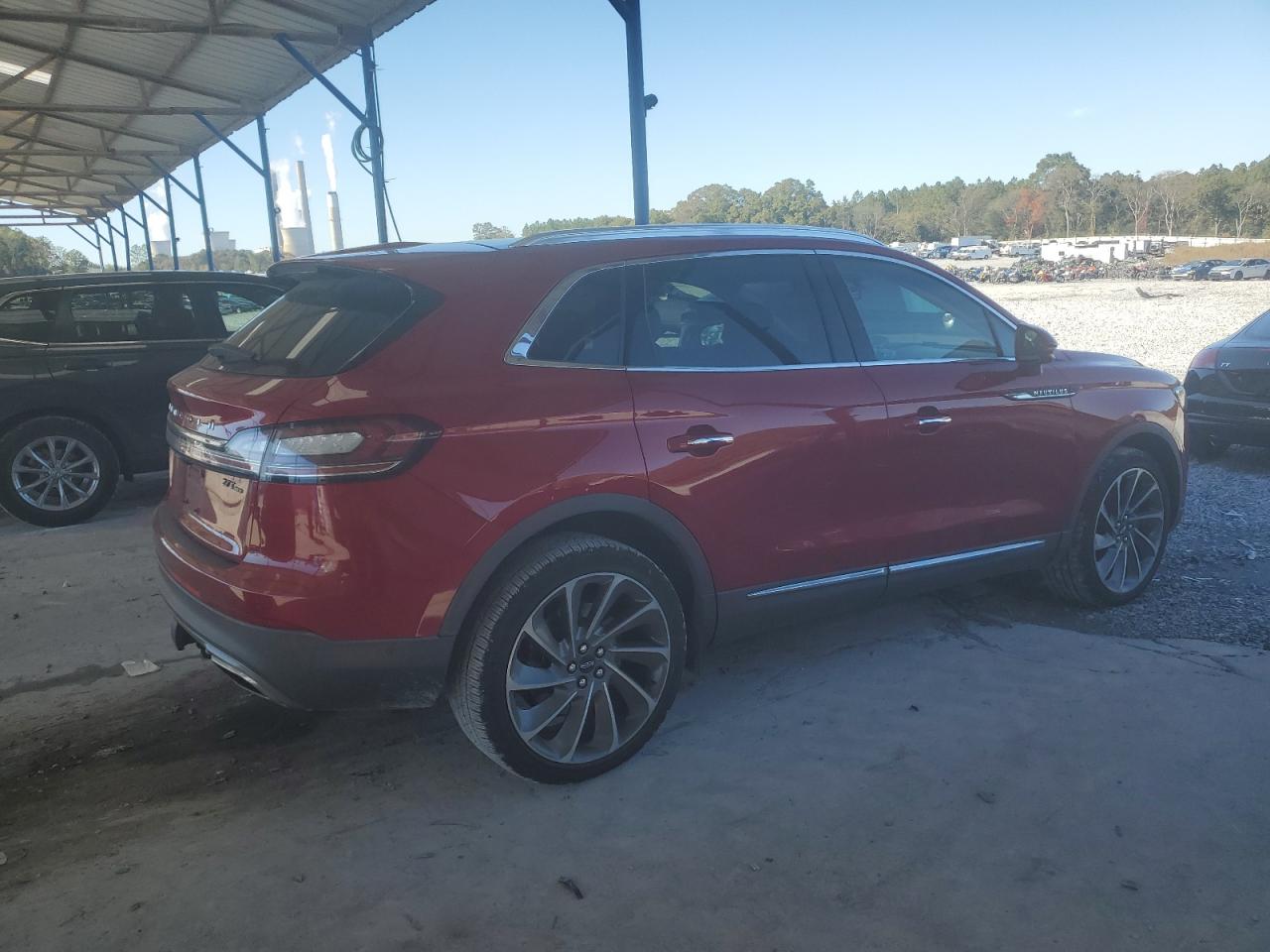 2020 Lincoln Nautilus Reserve Red vin: 2LMPJ8KP0LBL02055