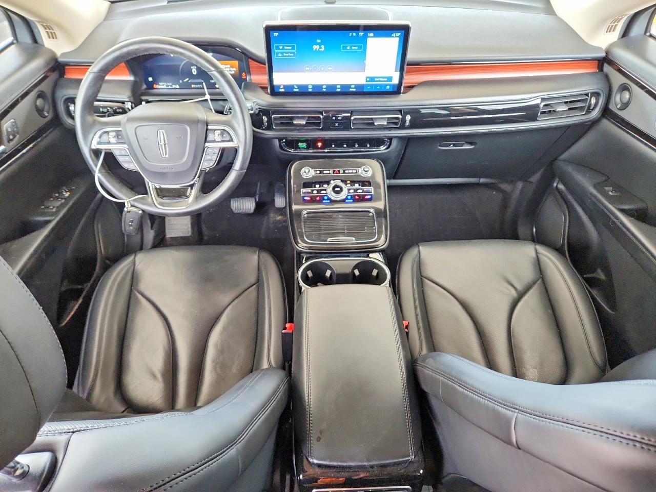 2021 Lincoln Nautilus Reserve Черный vin: 2LMPJ8KP0MBL17883