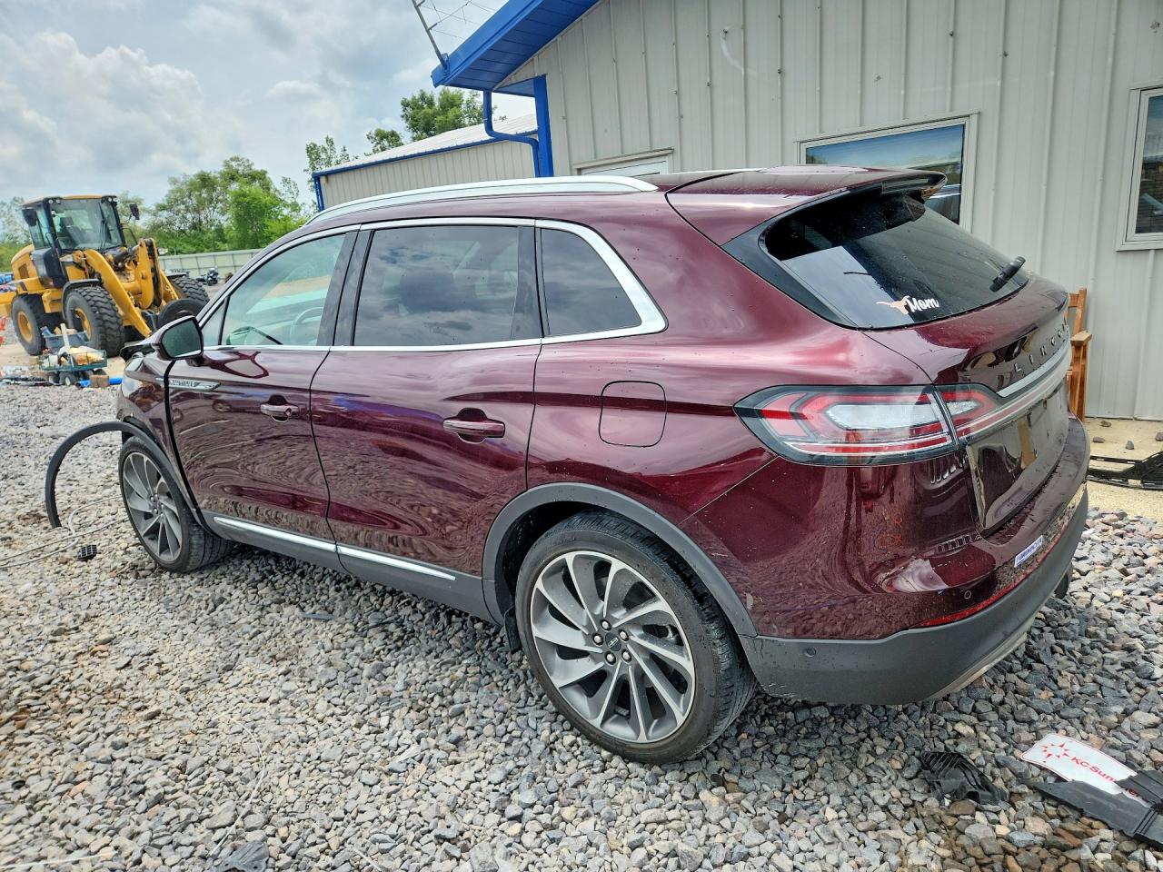 2023 Lincoln Nautilus Reserve Burgundy vin: 2LMPJ8KP0PBL07729