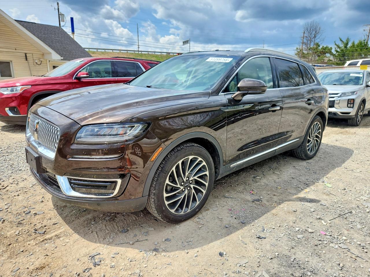 2020 Lincoln Nautilus Reserve Brown vin: 2LMPJ8KP8LBL15491